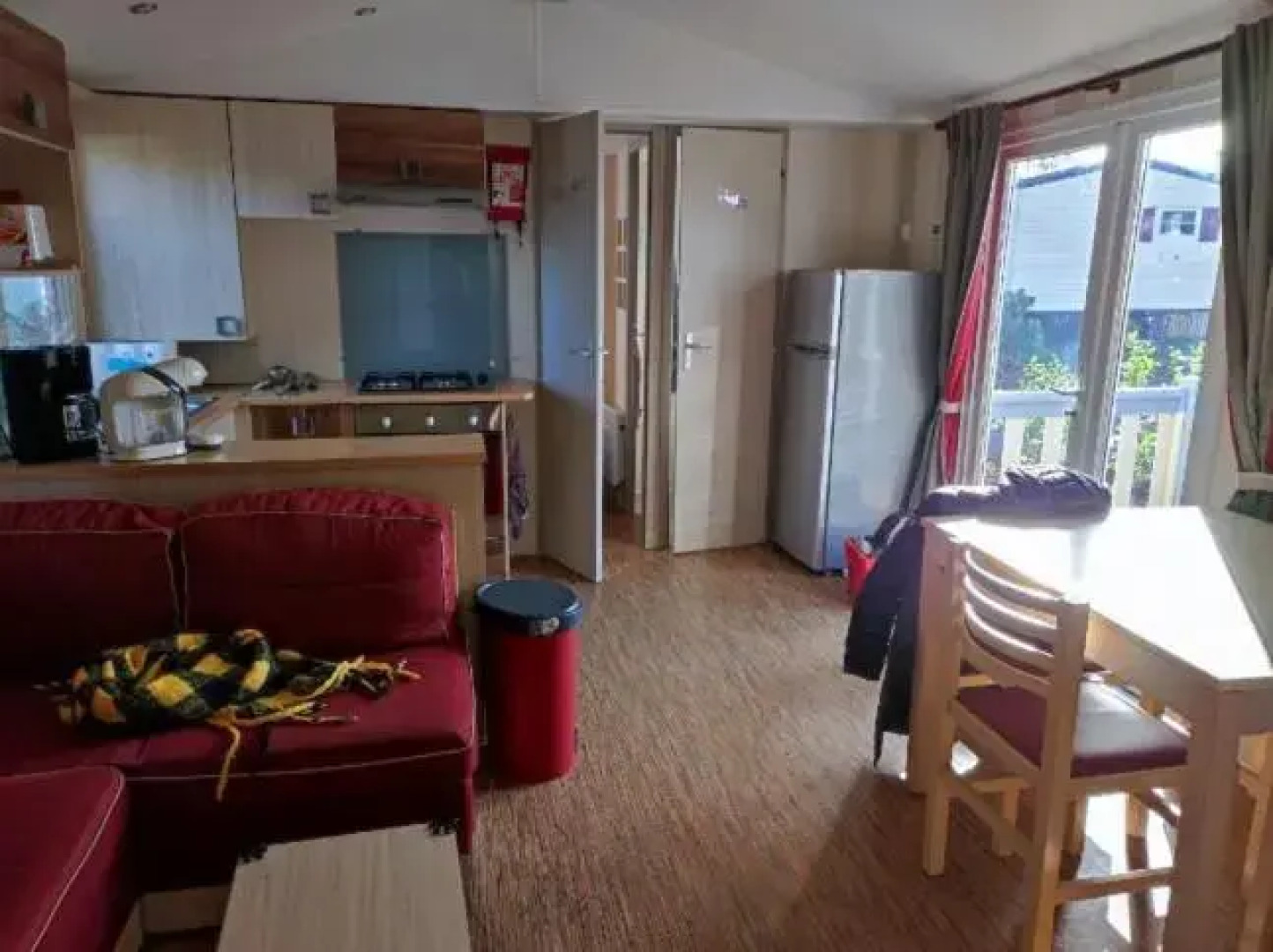 KERLANN 4 ETOILES MOBIL HOME 3 CHS 1 SDB Pont aven