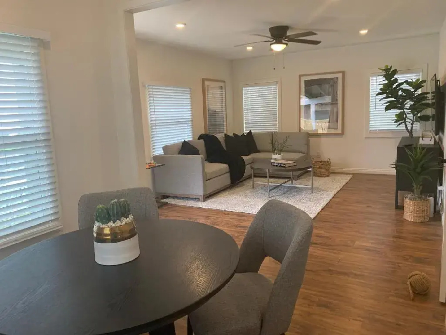 Huntington Highlight - Pool, Patio, Close To Beach