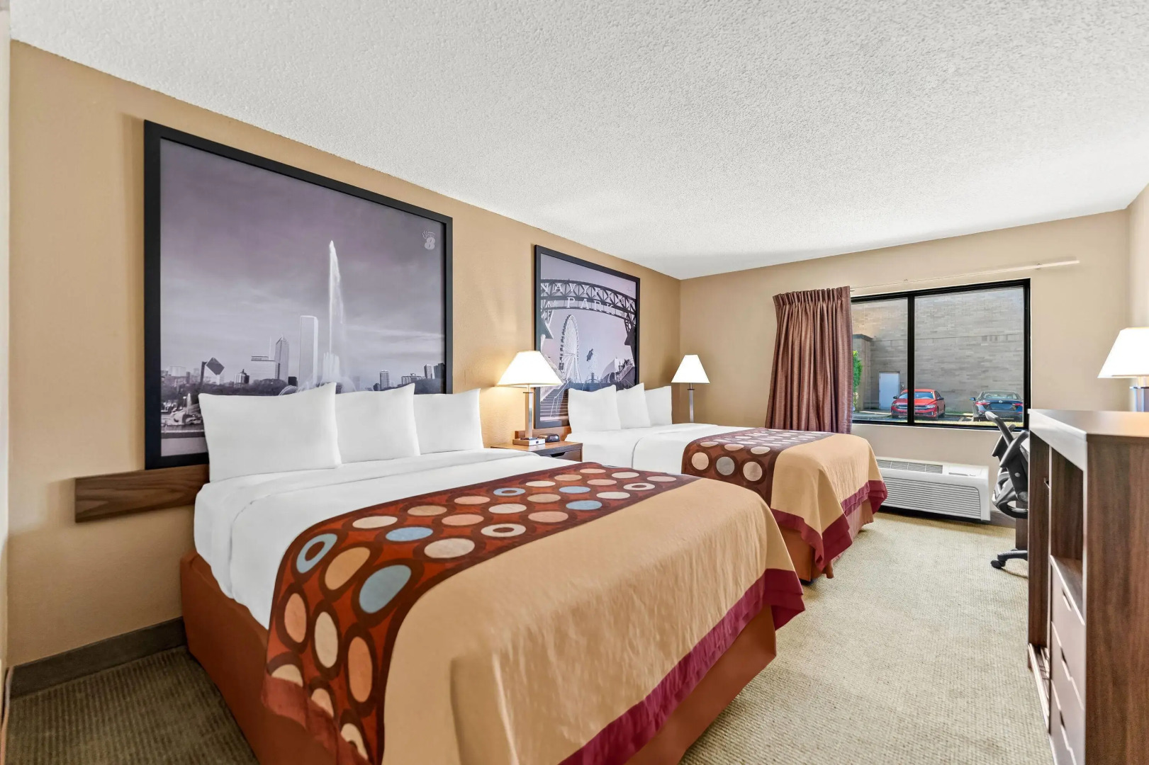 Super 8 by Wyndham Elgin