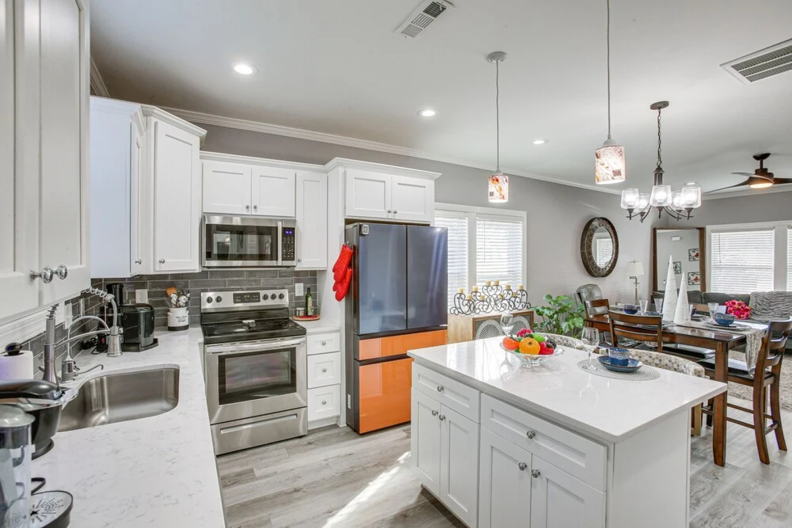 Pet-friendly Gallatin Home w/ Deck, 1 Mi to Town!