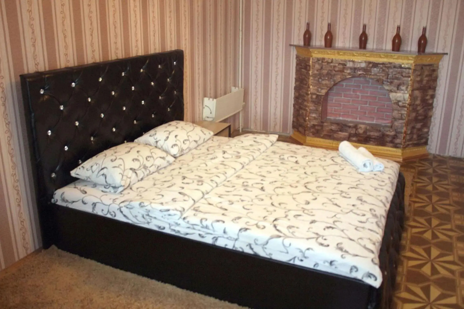 Apartment on Vasylia Stusa St, 2