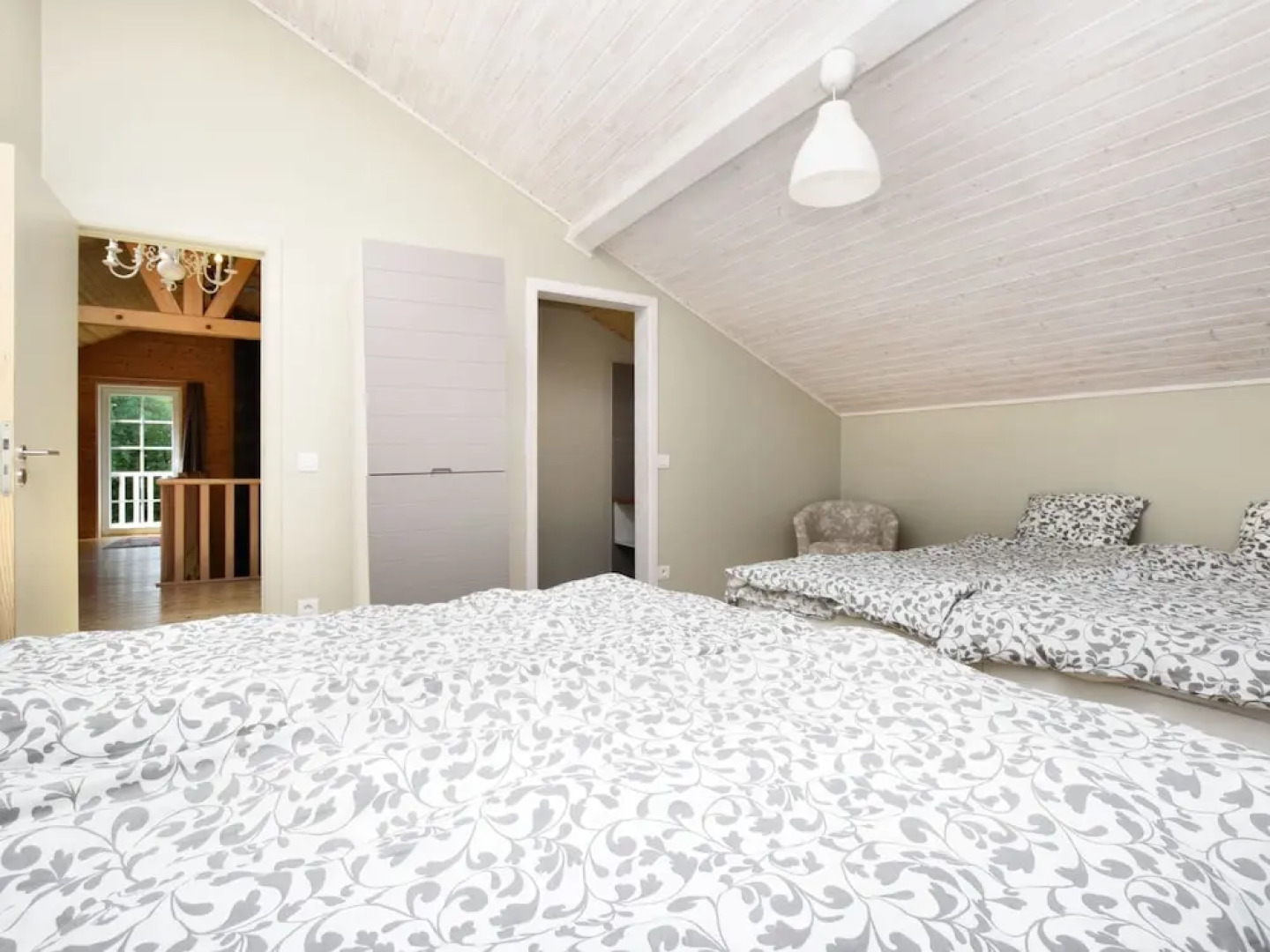 Cozy Chalet in Soy with Sauna