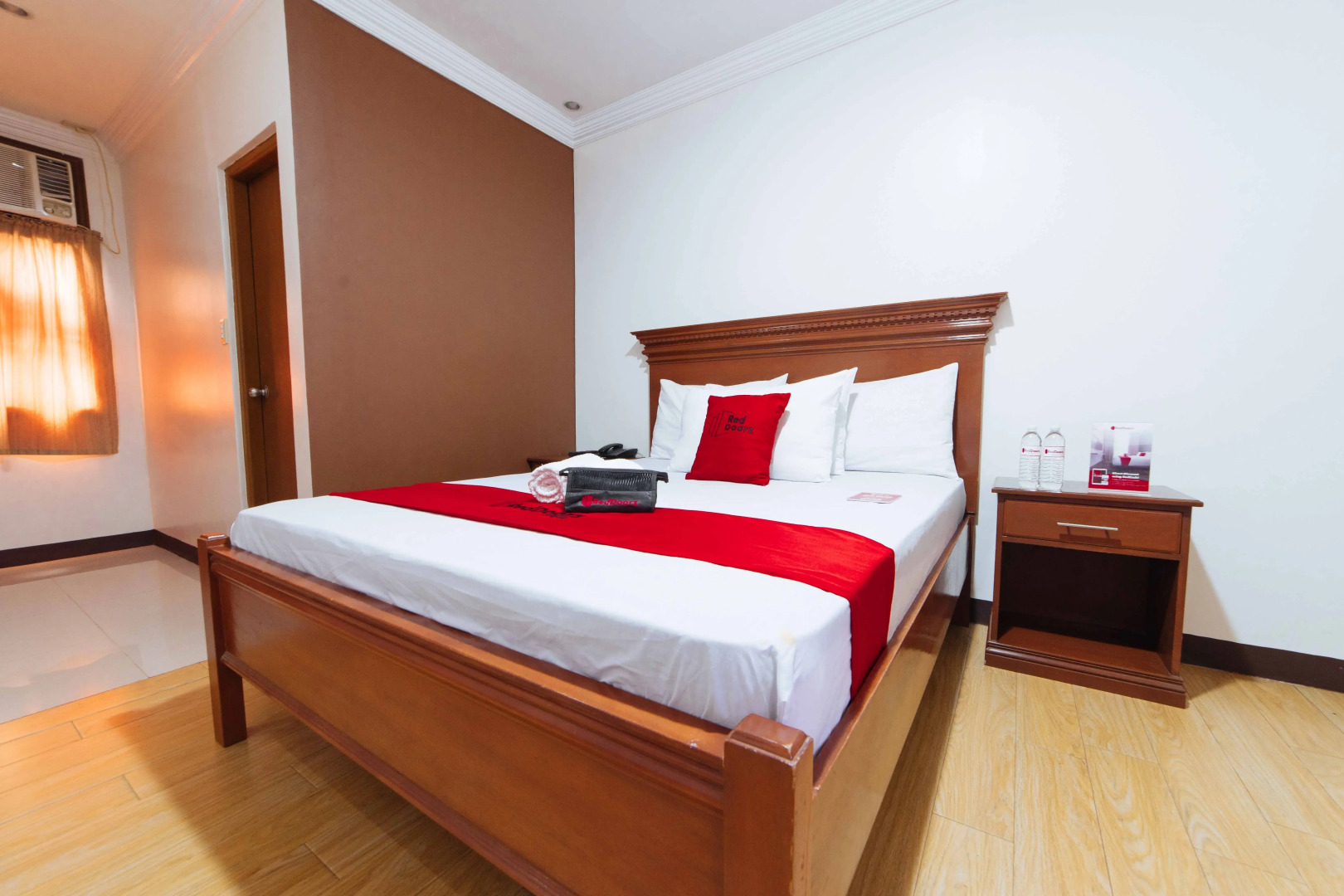 RedDoorz Plus @ Starhomes Olivianville