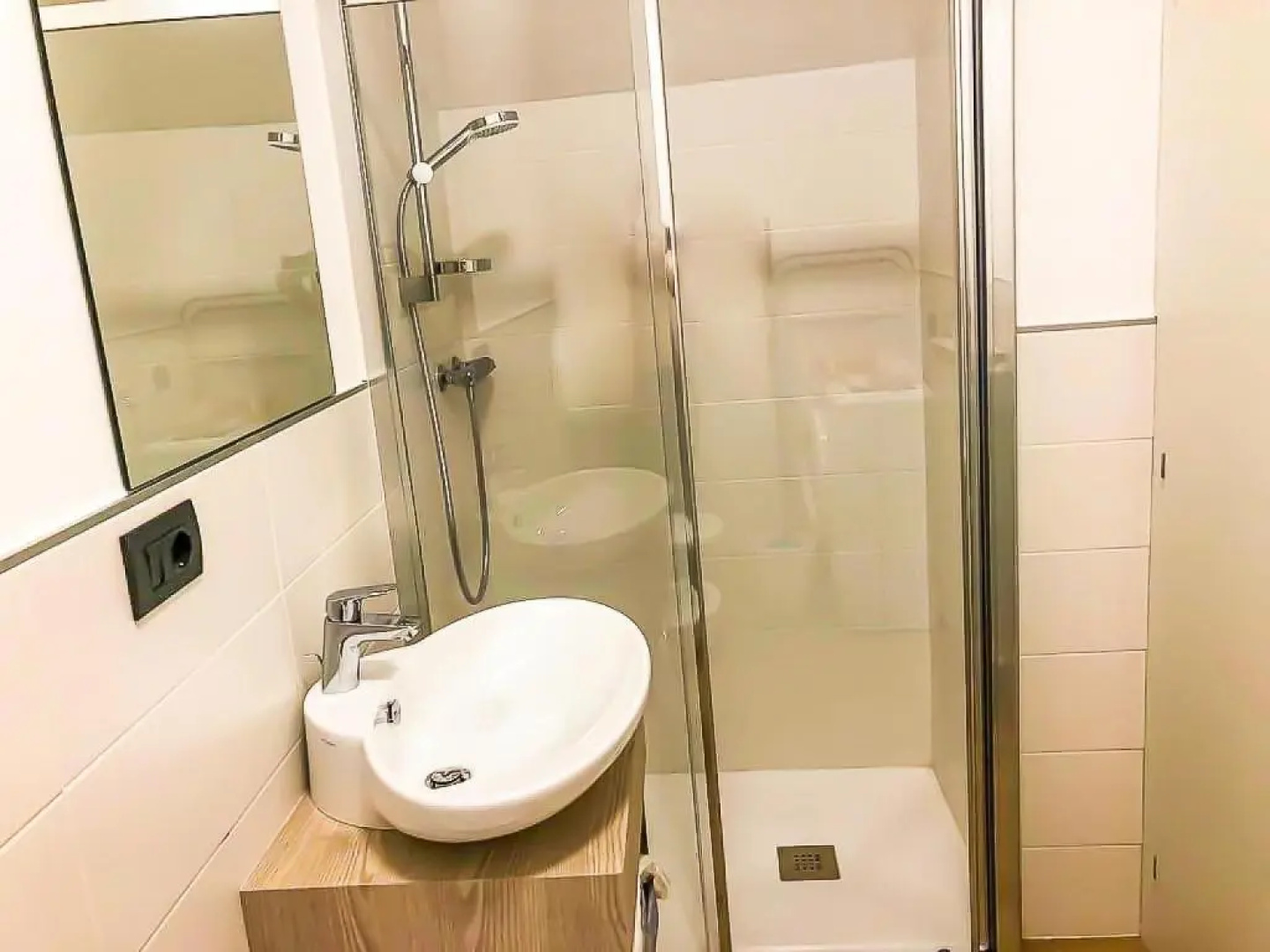 Dascio Emotion Ferienwohnung mit Terrasse am See
