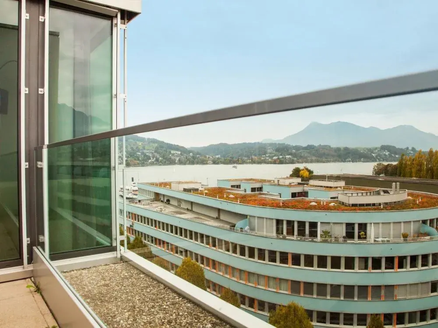 Penthouse Apartments Lakeside