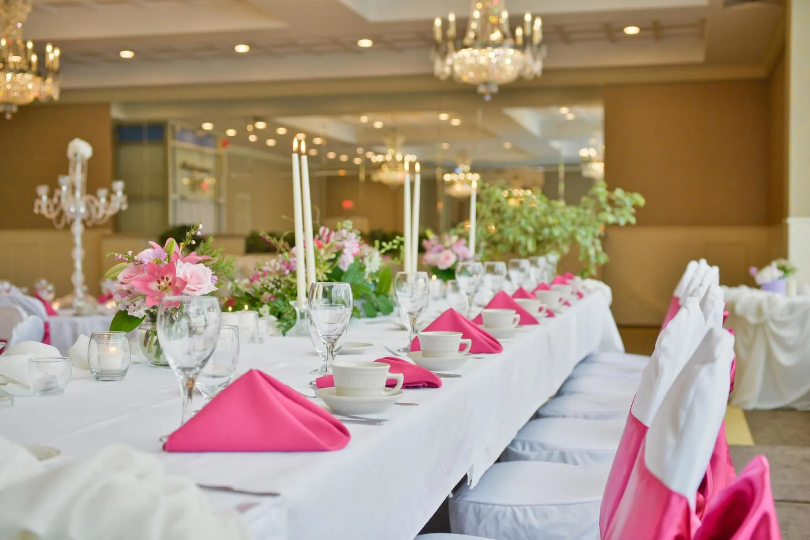 Genetti Hotel, SureStay Collection by Best Western
