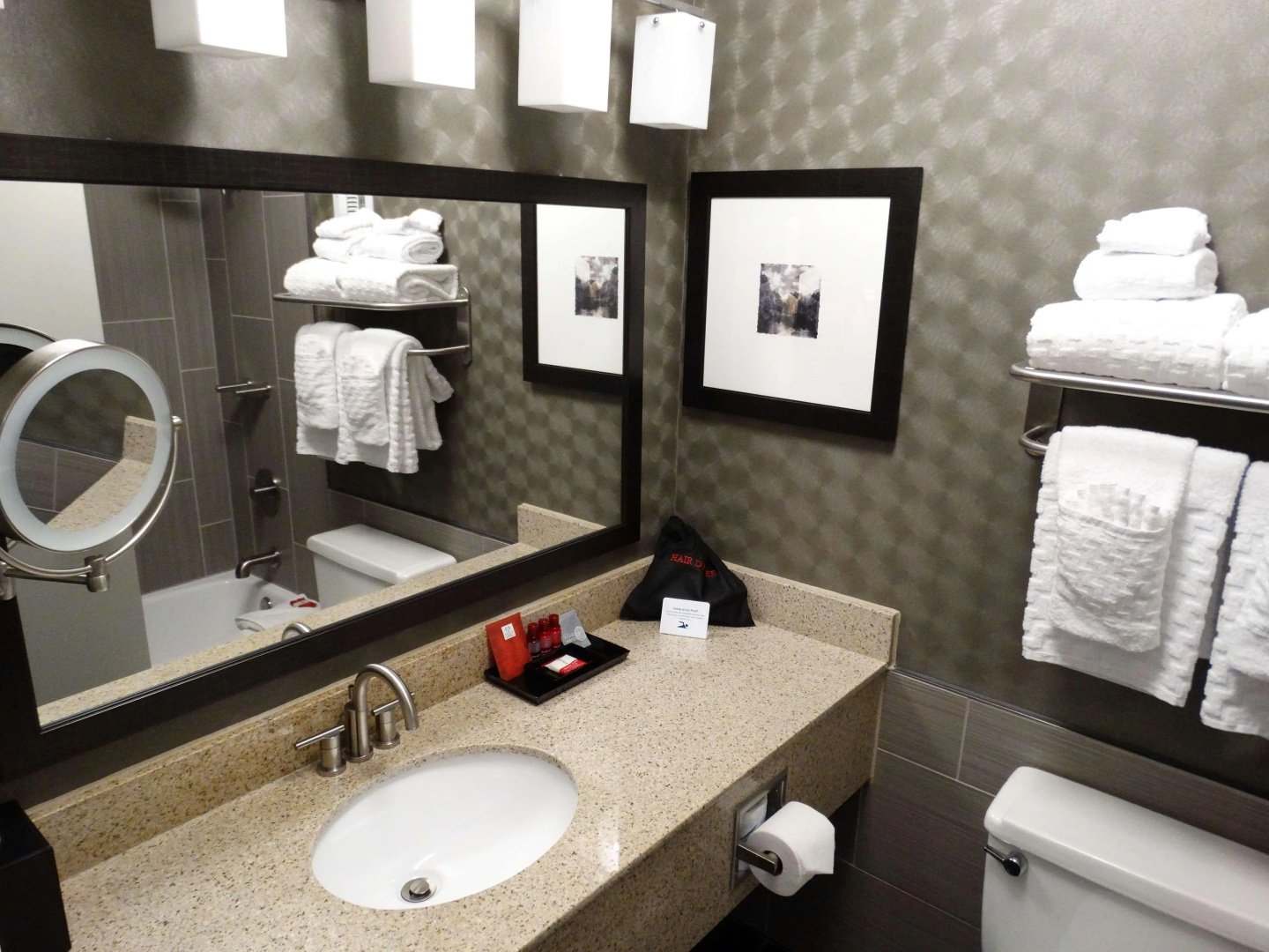 Best Western Premier Airport/Expo Center Hotel