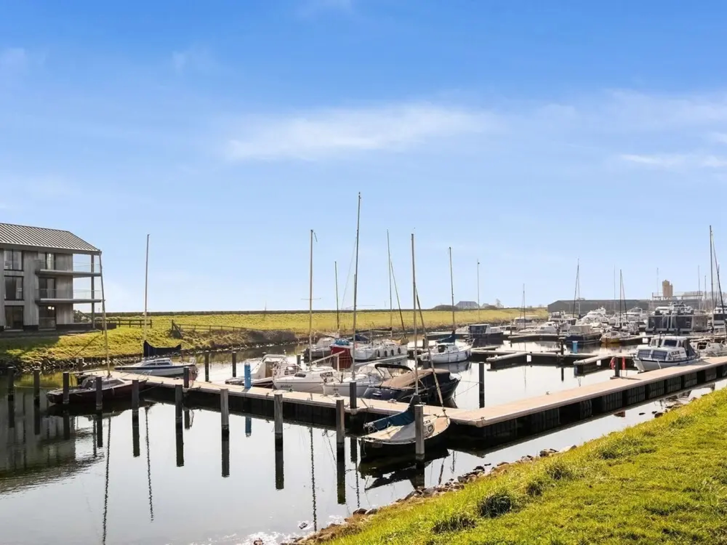 Beautiful Holiday Home in Kamperland Near the Beach