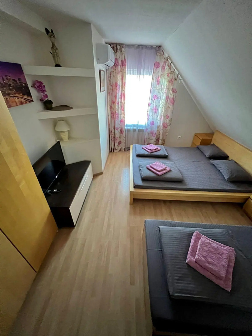 Ю-2 Motel (Мотель)