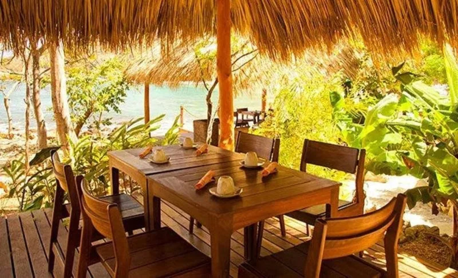 Aqua Oceanfront Resort & Residences
