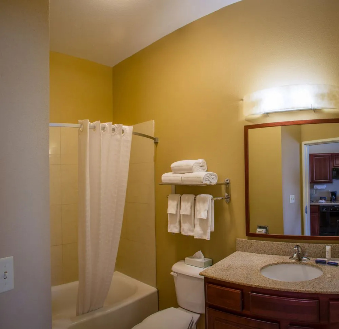 Candlewood Suites South Bend Airport