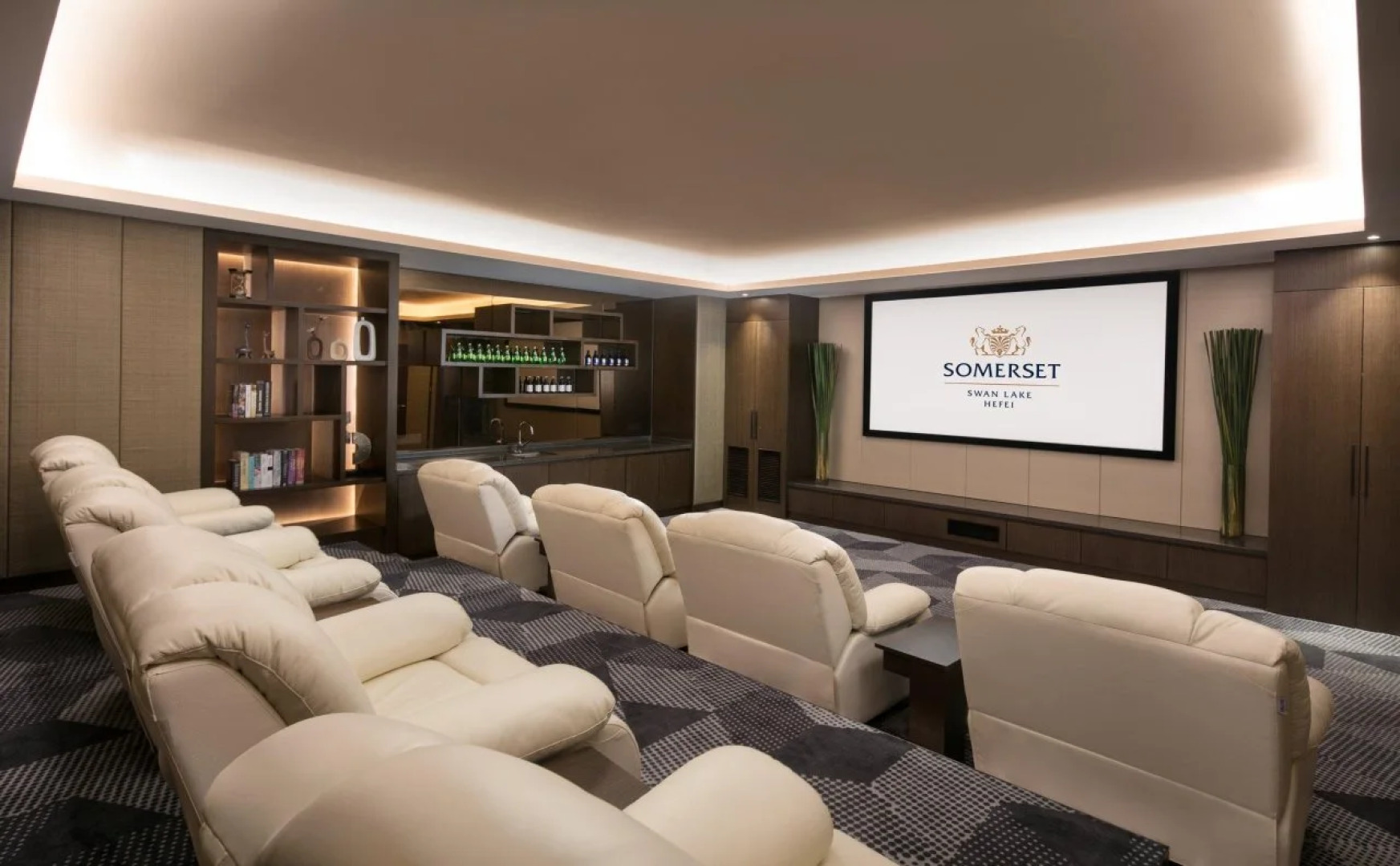 Somerset Swan Lake Hefei