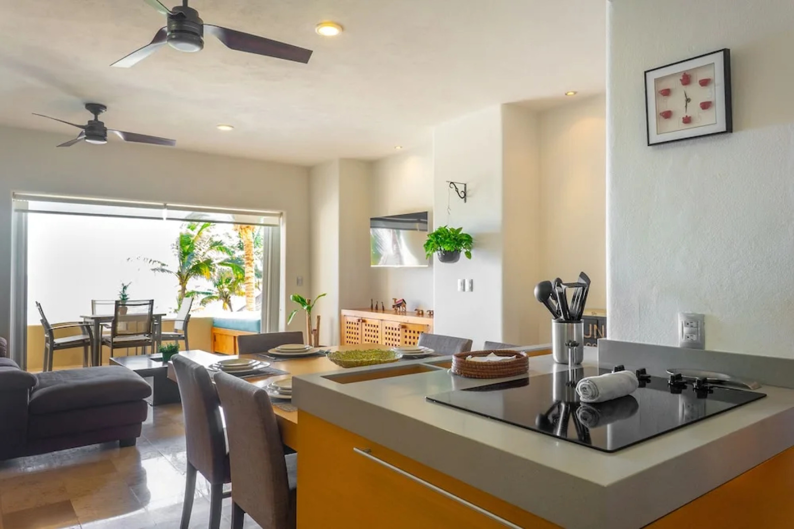 Homing Bird Apartments