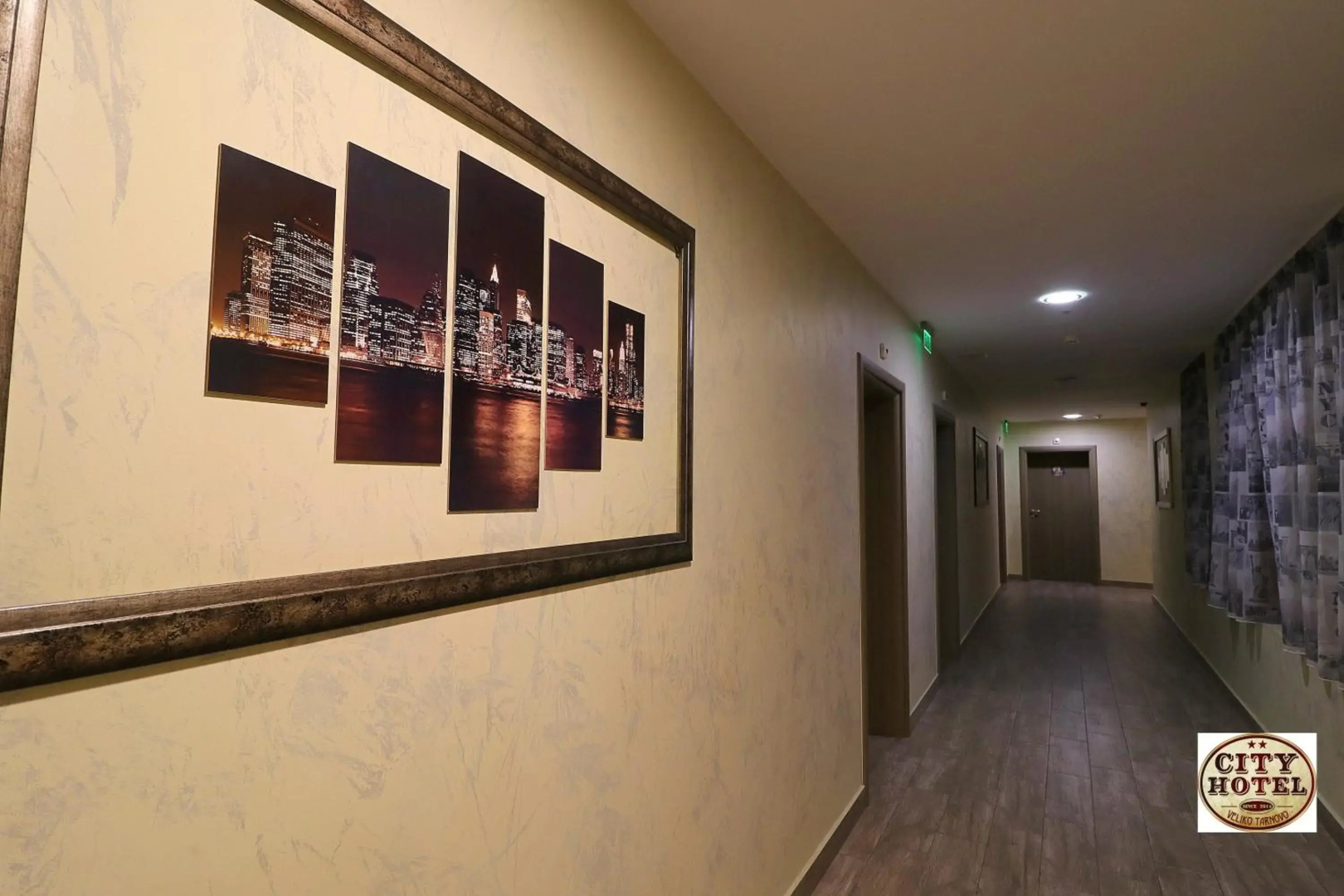 City Hotel