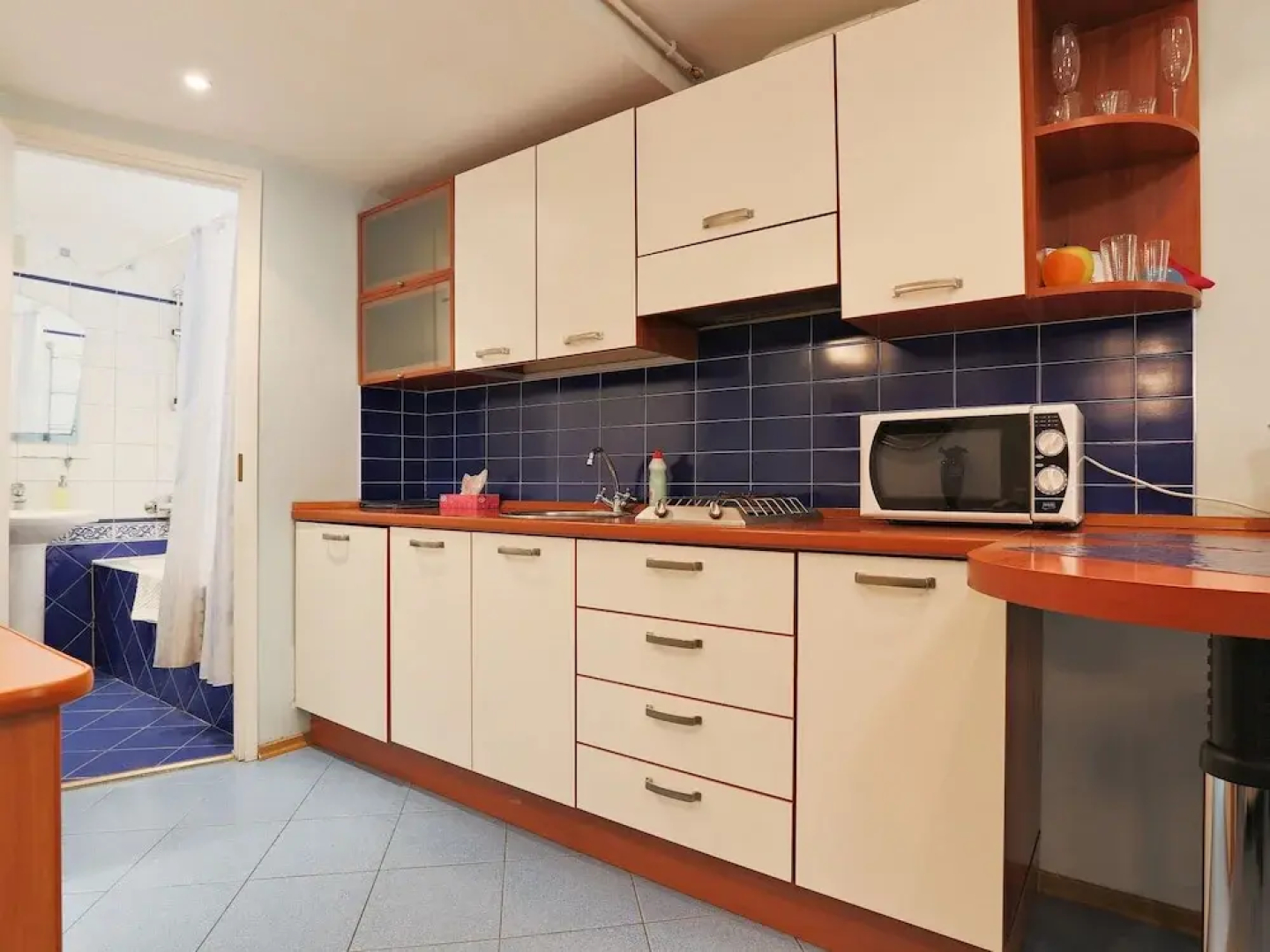 Ап-ты «Австрийский Дворик», Фурштатская, 45