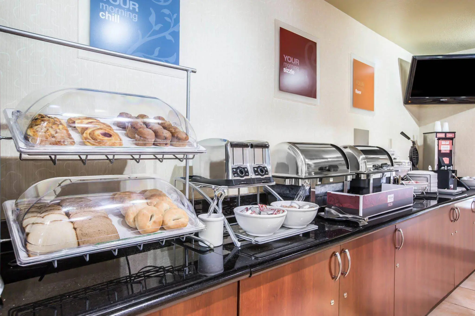 Comfort Suites Bakersfield