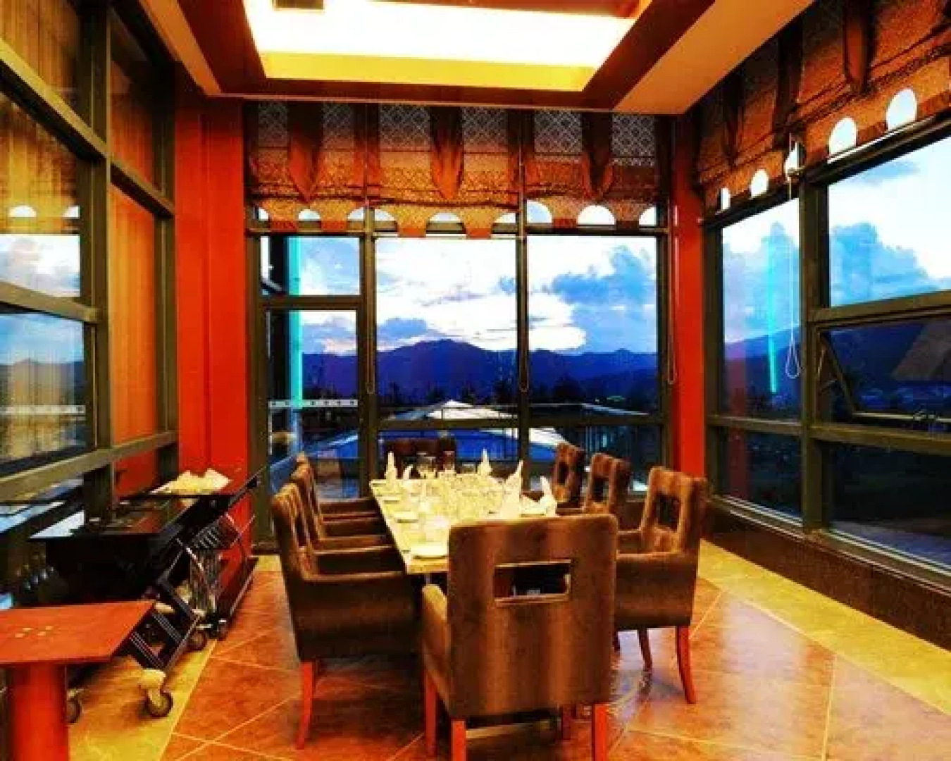 Empark Grand Hotel Tengchong - 3 Nights, Yunnan, China