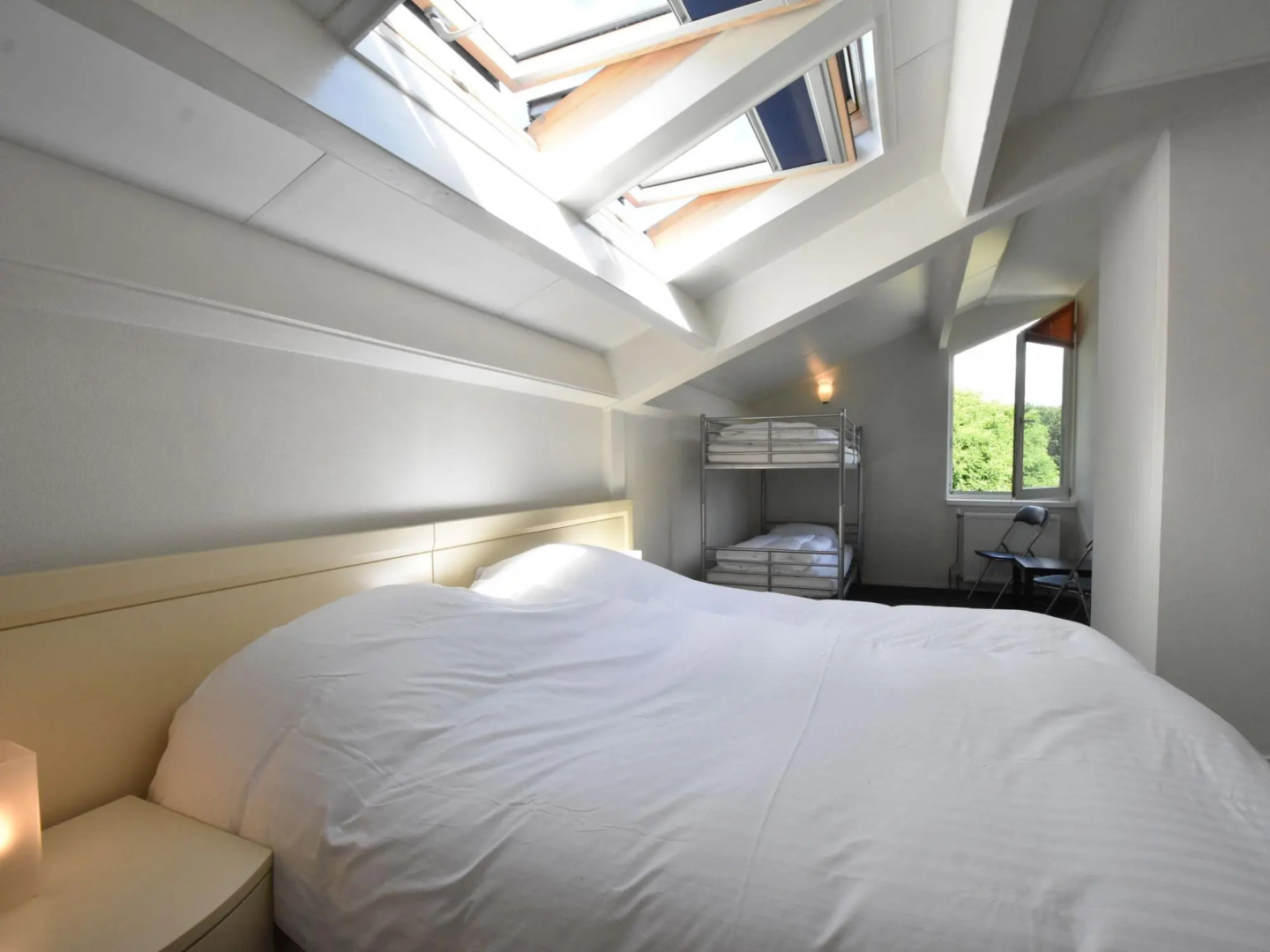 Beautiful holiday home with attractive interior and large sunny garden.