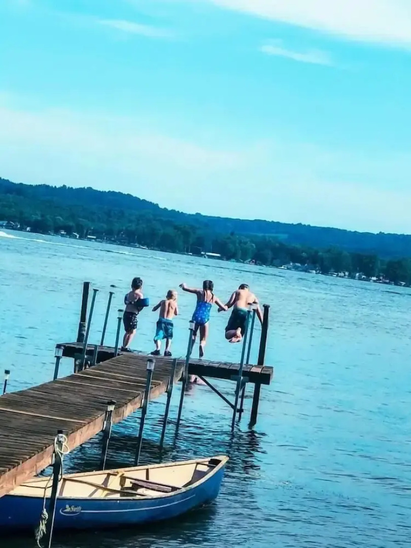 3723 Pleasant Ave. 3 Bedroom Home by RedAwning