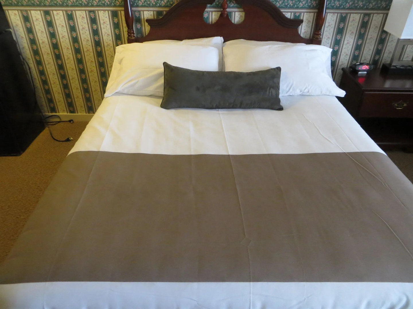 Coachman Inn