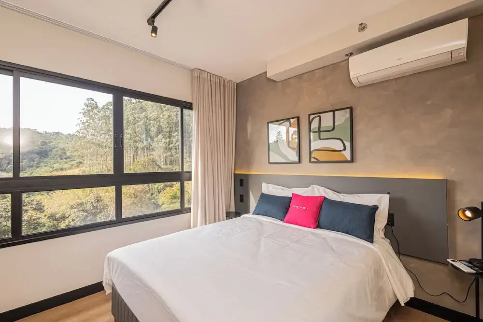 Sky Design Alphaville Housi by Anora