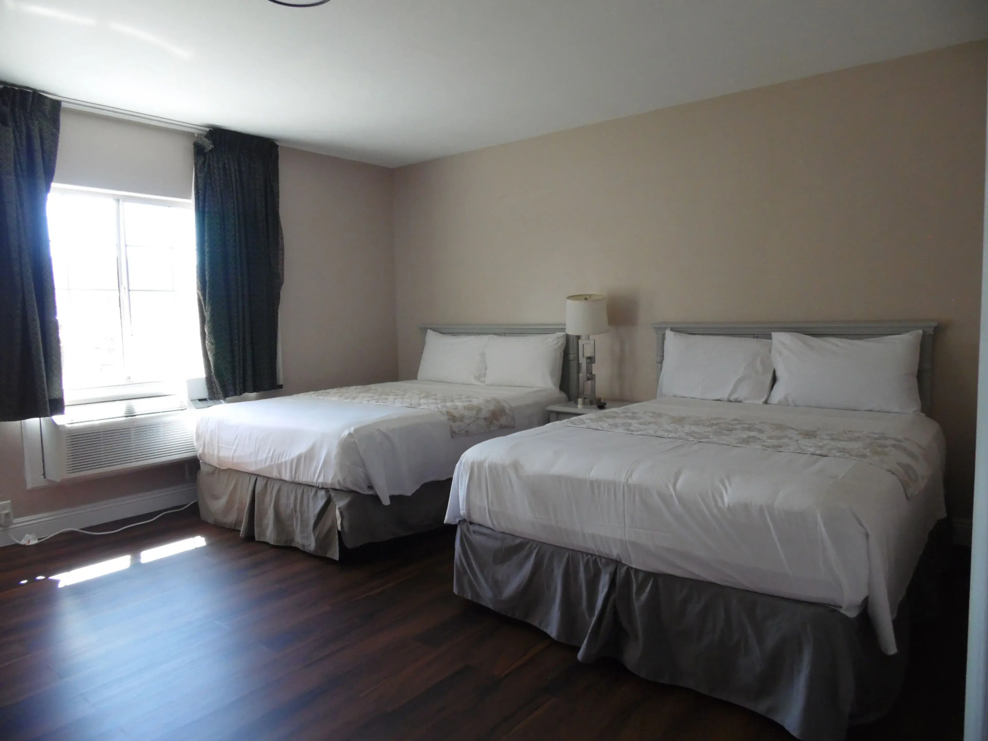 Elsinore Hot Springs & Lodge