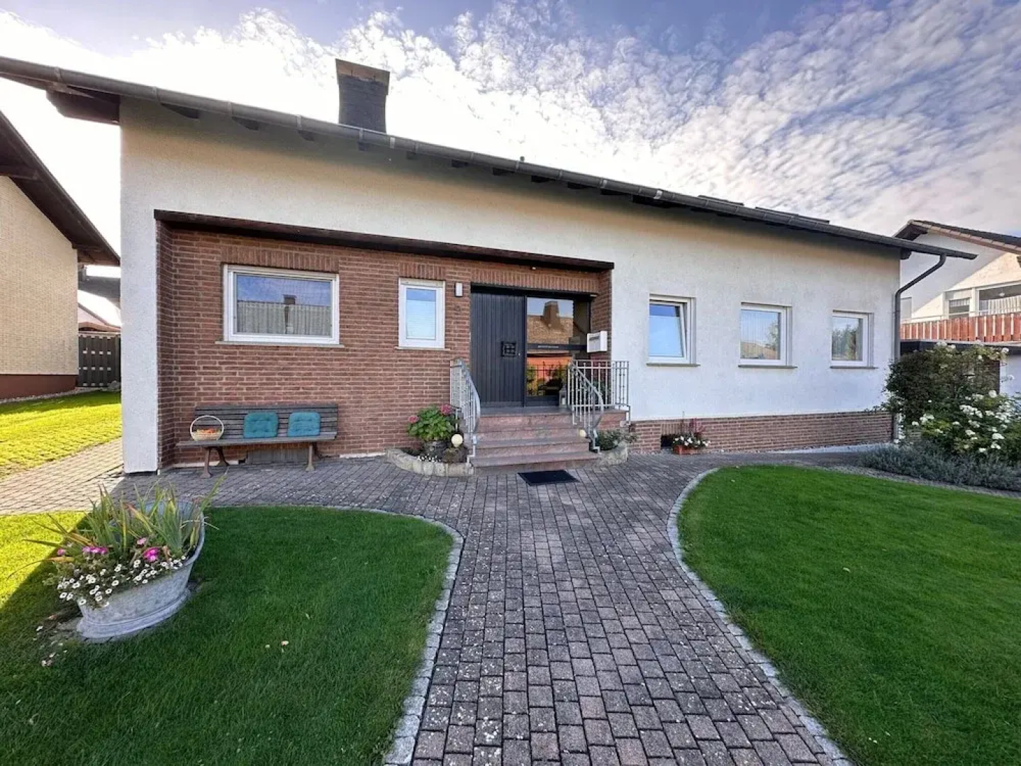 Shared Holiday in two Separate Flats