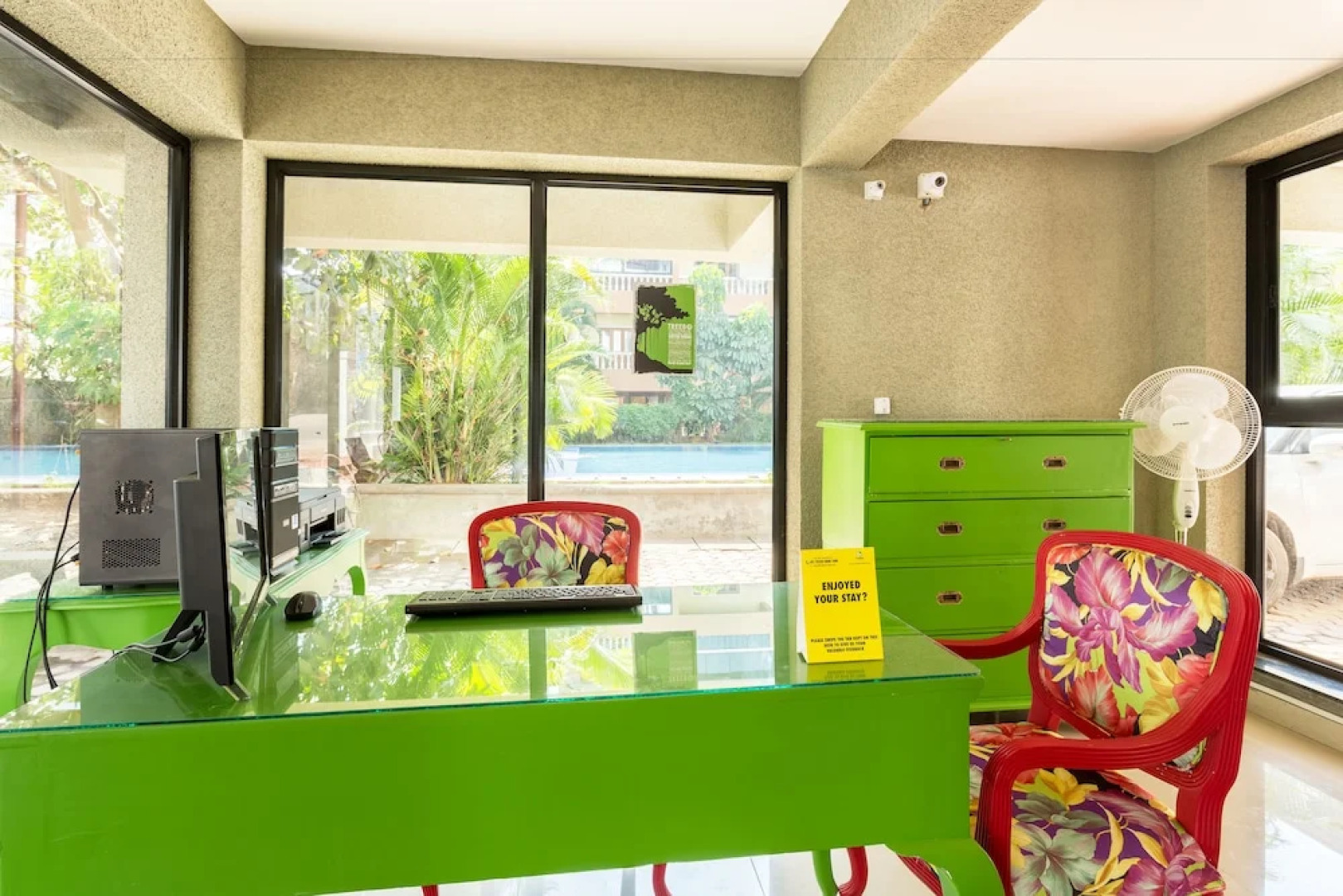 Treebo Trend Zeebo Suites