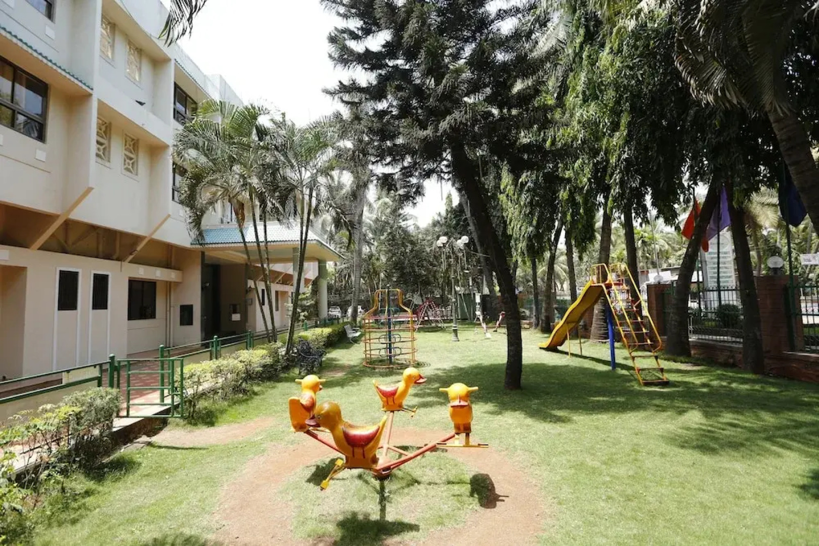 Hotel Ravi Kiran