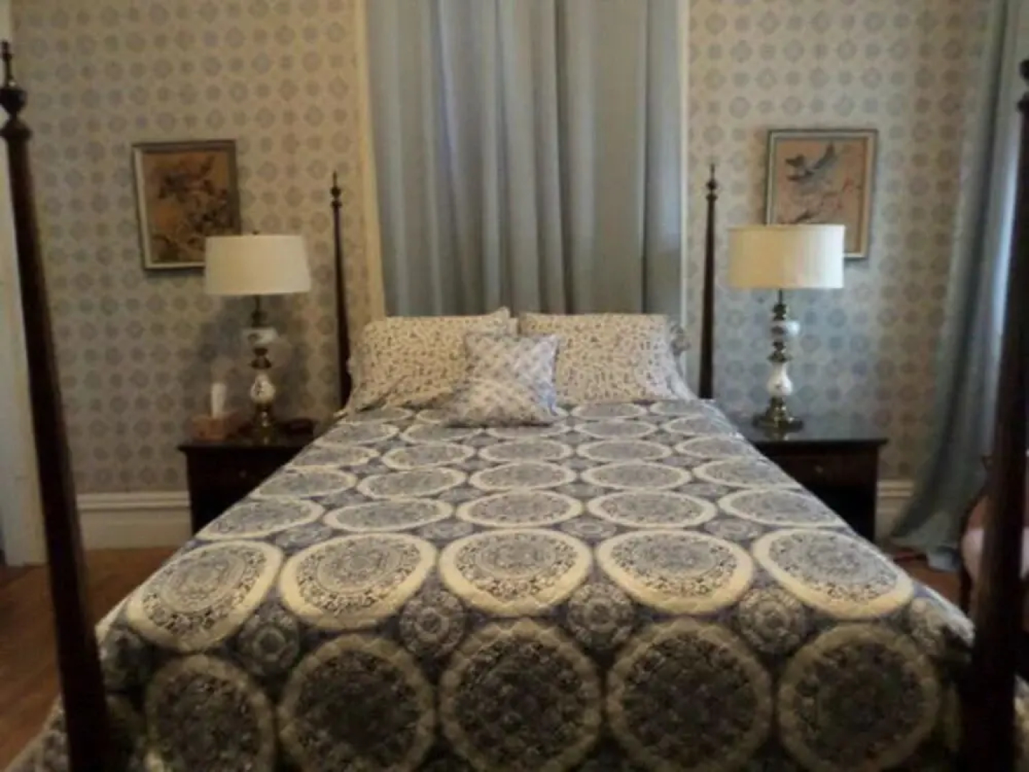 Hillard House Inn