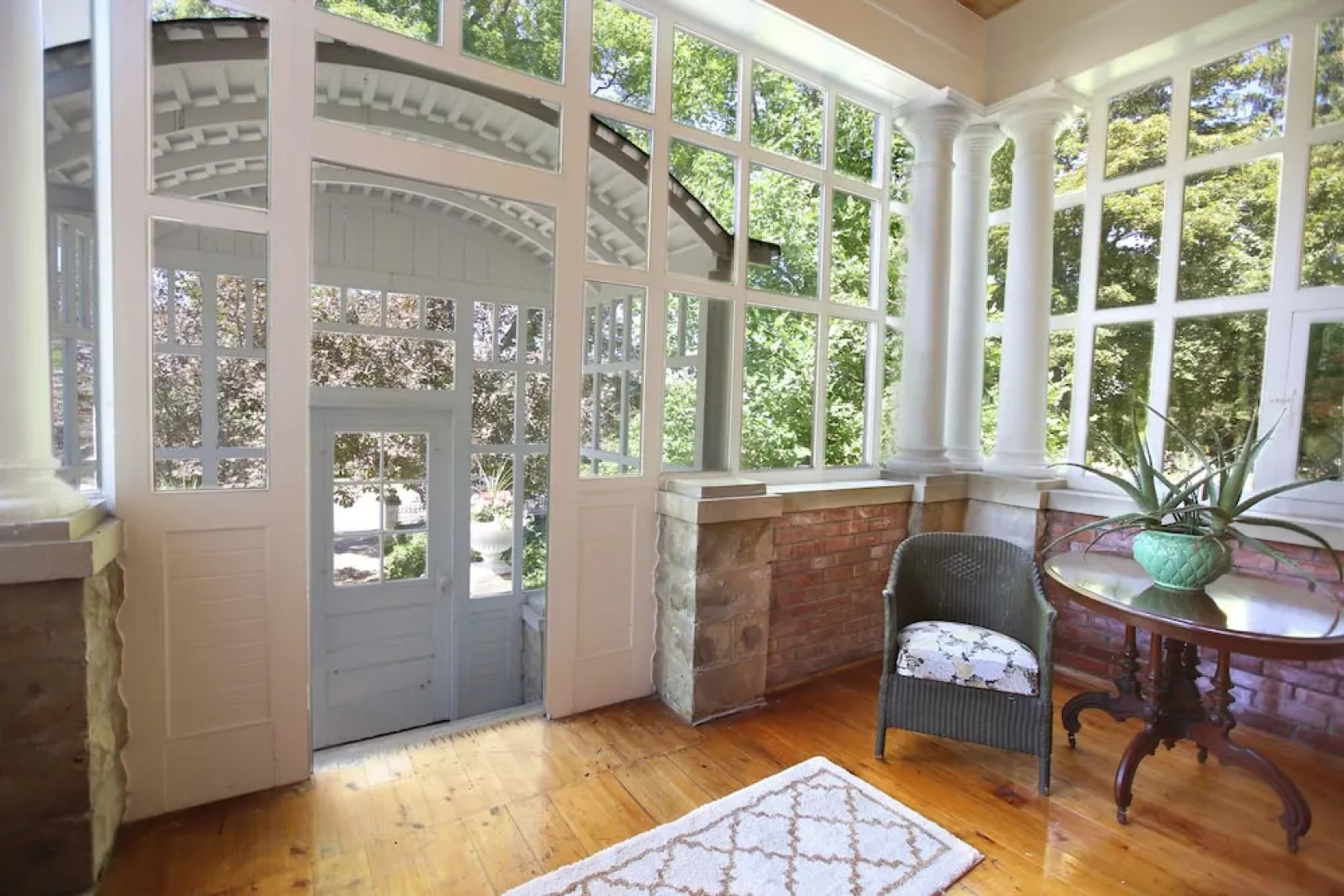 Markdale Manor Bed & Breakfast