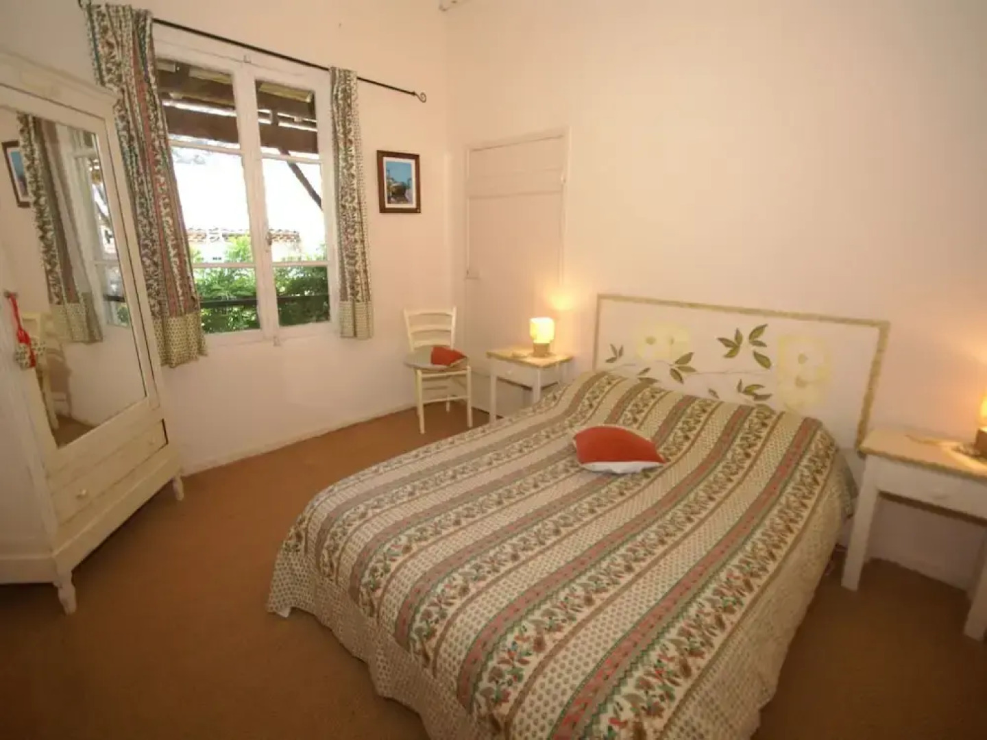 Lovely House With Grass Garden, Shared Swimmingpool, Next to the River Ardeche