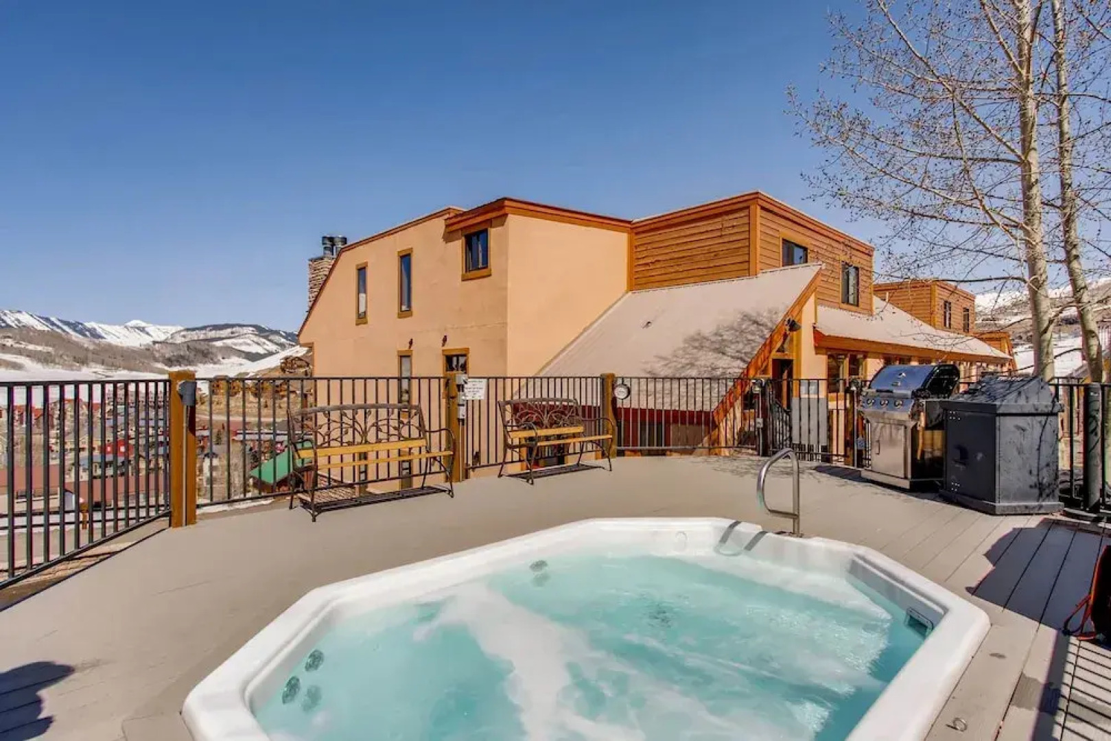 Unique, Mountain 4 Br  4 Bedroom Condo - No Cleaning Fee! by RedAwning