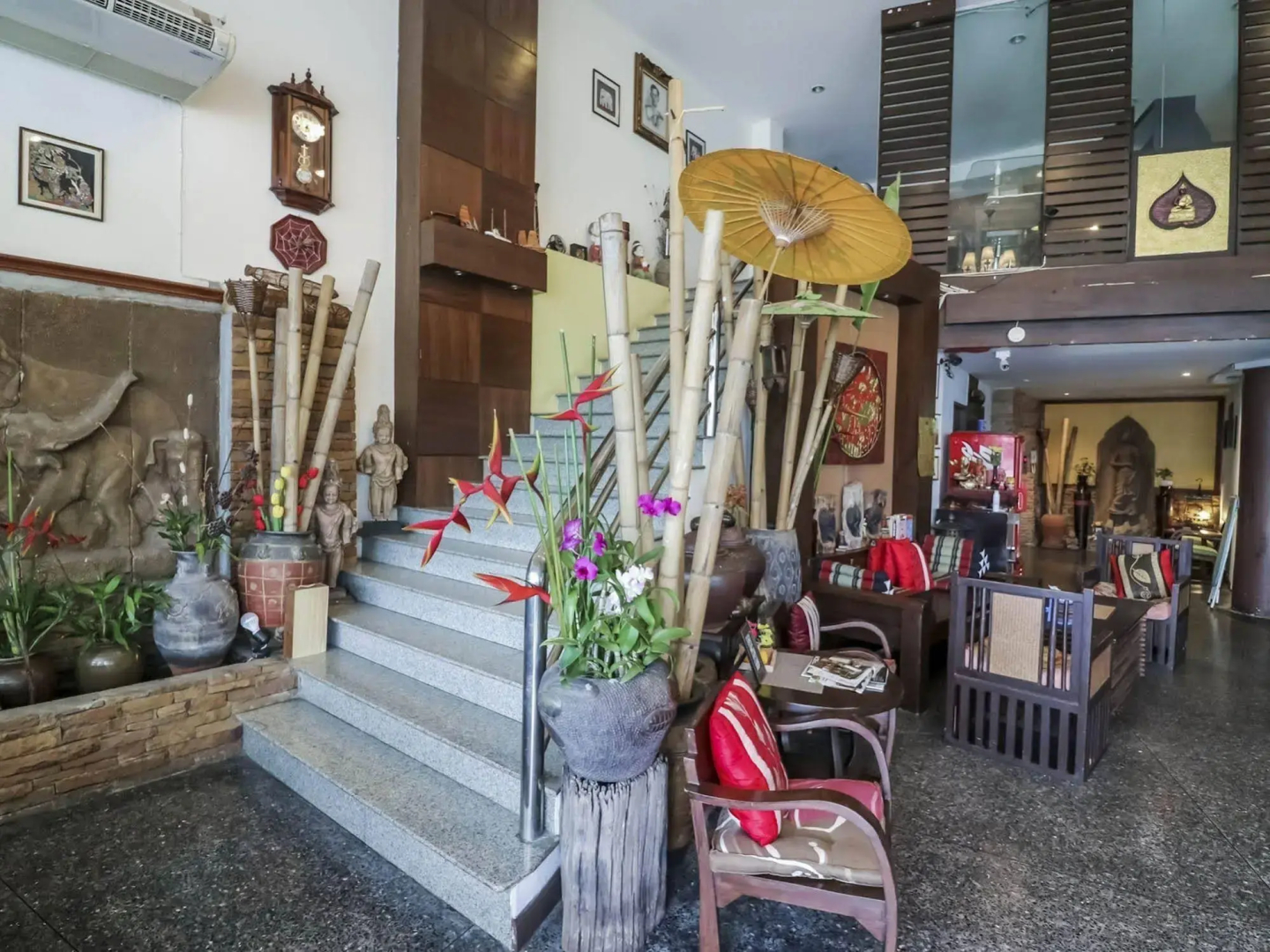 Nida Rooms Lavendar Moon Old Phuket