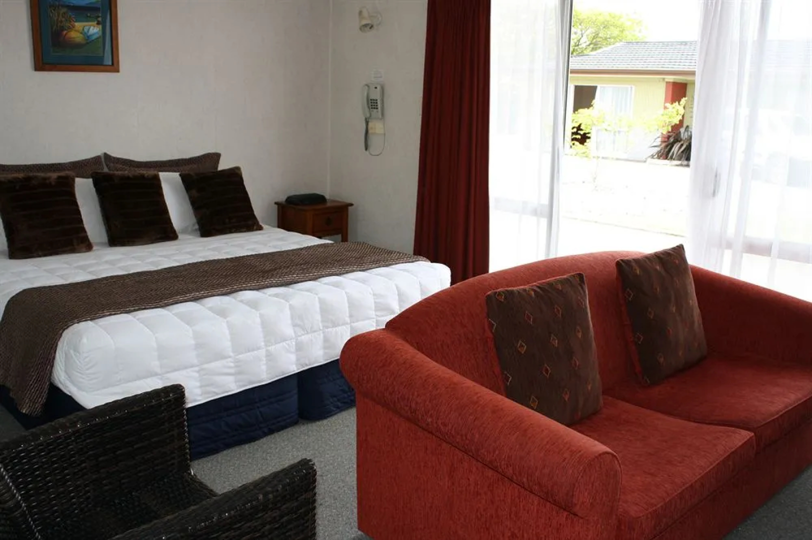 Lisa Rose Motel