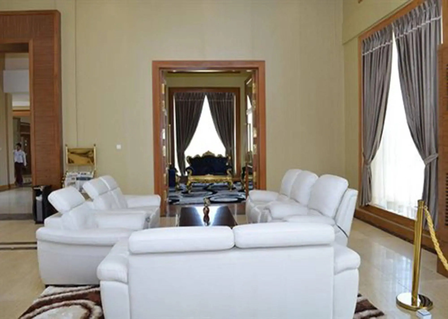 Royal President Hotel