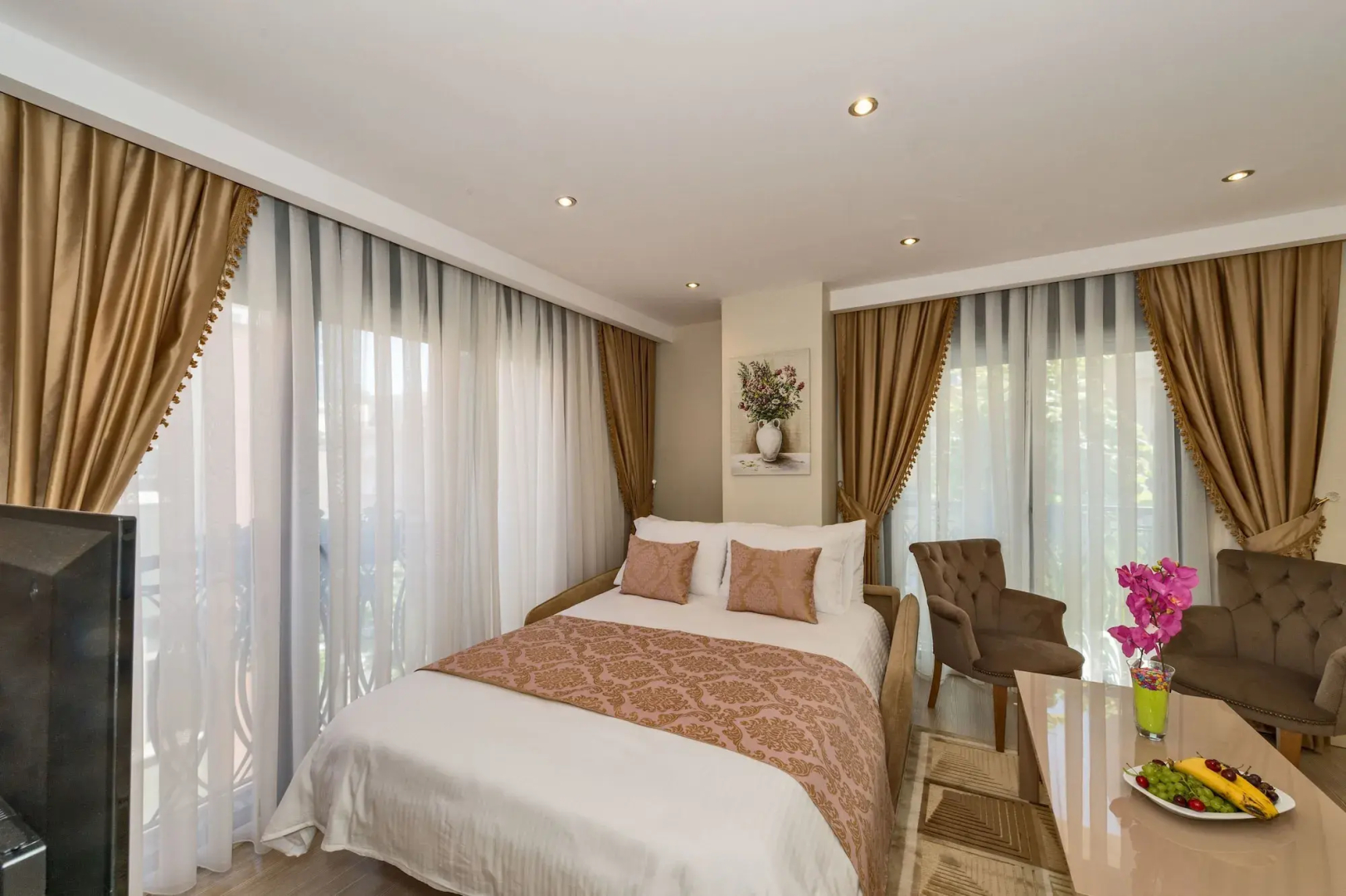 Gen Suites