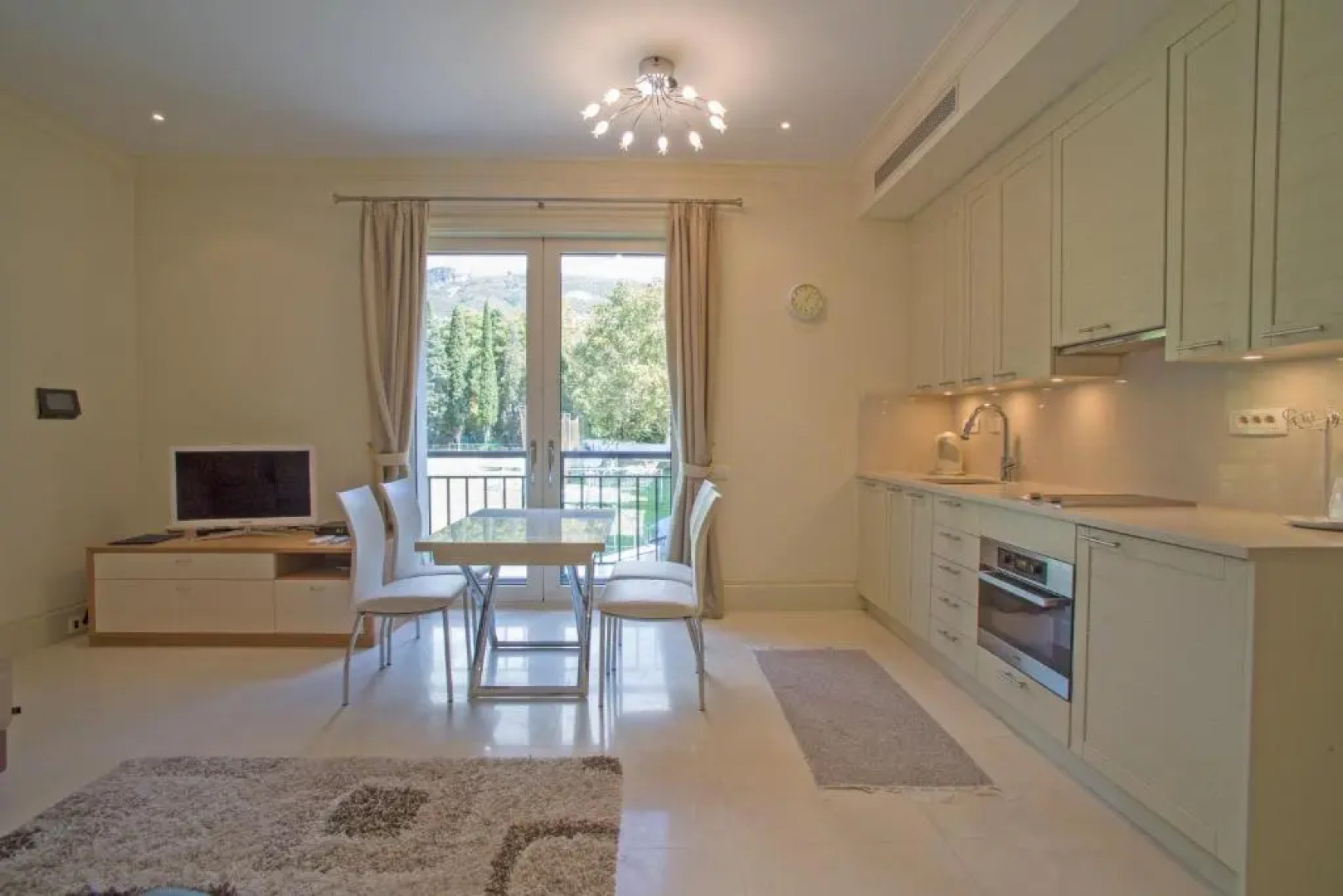 Porto Montenegro Zeta 102 - Cozy Studio