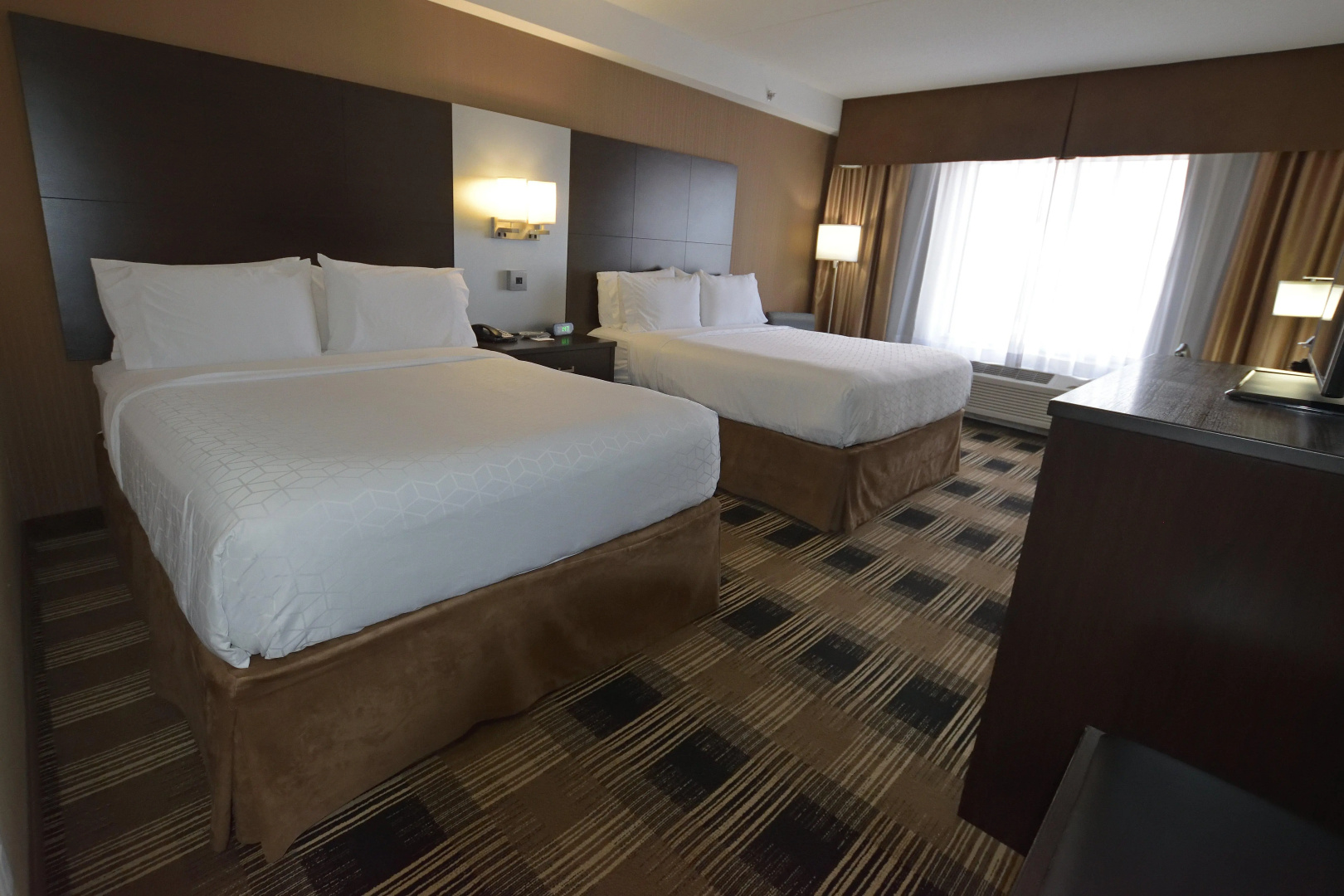 Holiday Inn Express & Suites Ottawa East - Orleans by IHG