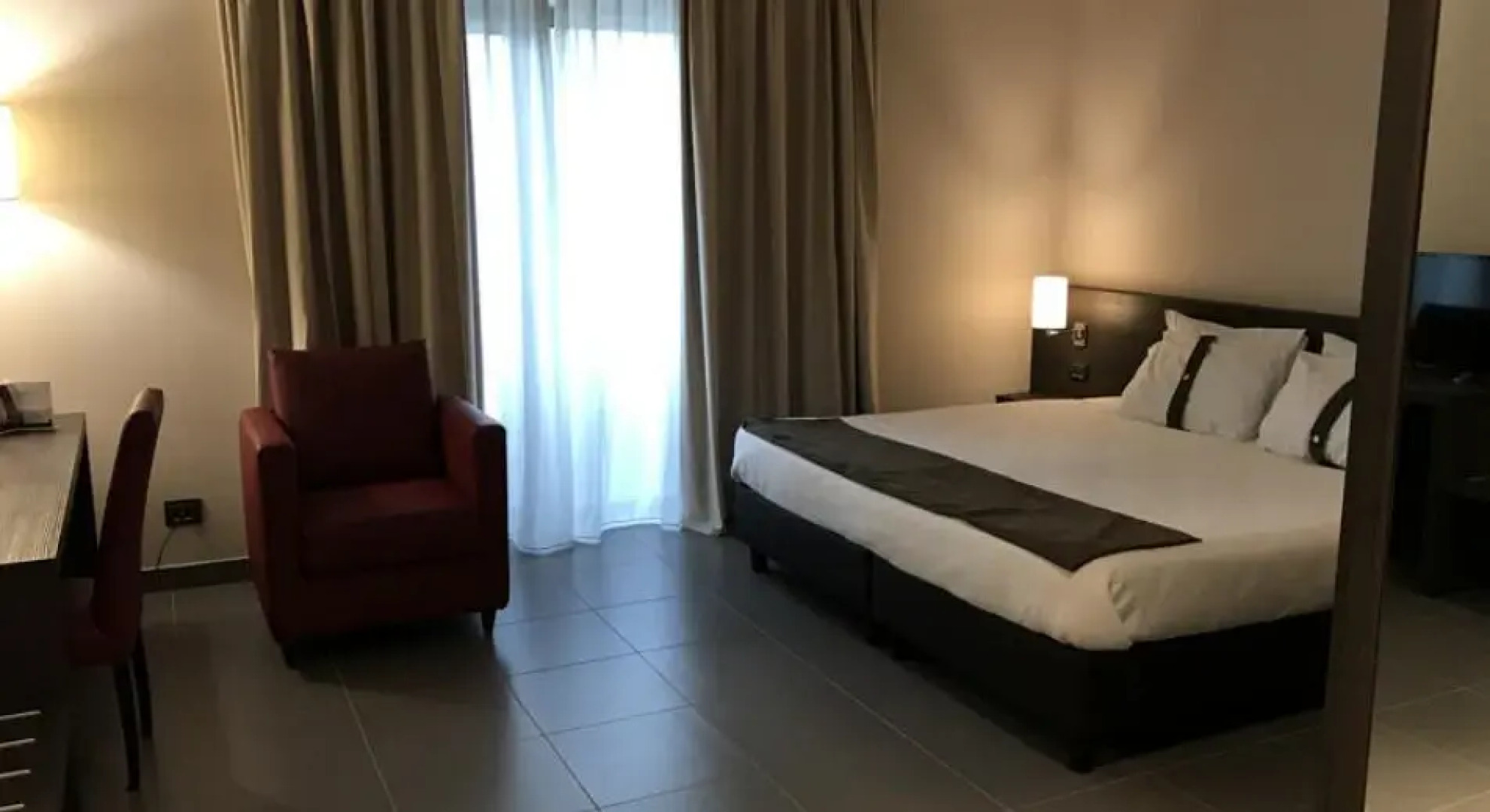 Holiday Inn Suites Naples - Gricignano