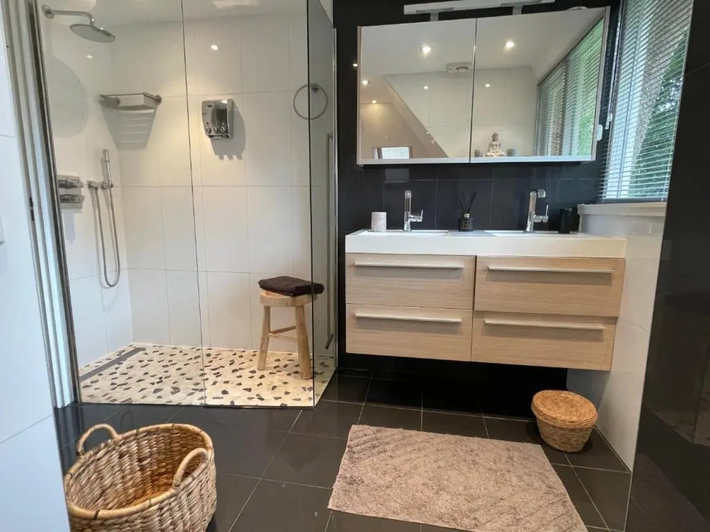 Exclusive villa AMS area