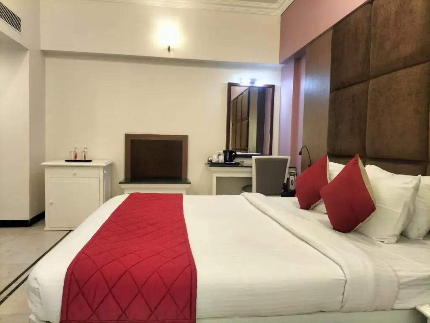 Zip By Spree Hotels Surabi International Vellore
