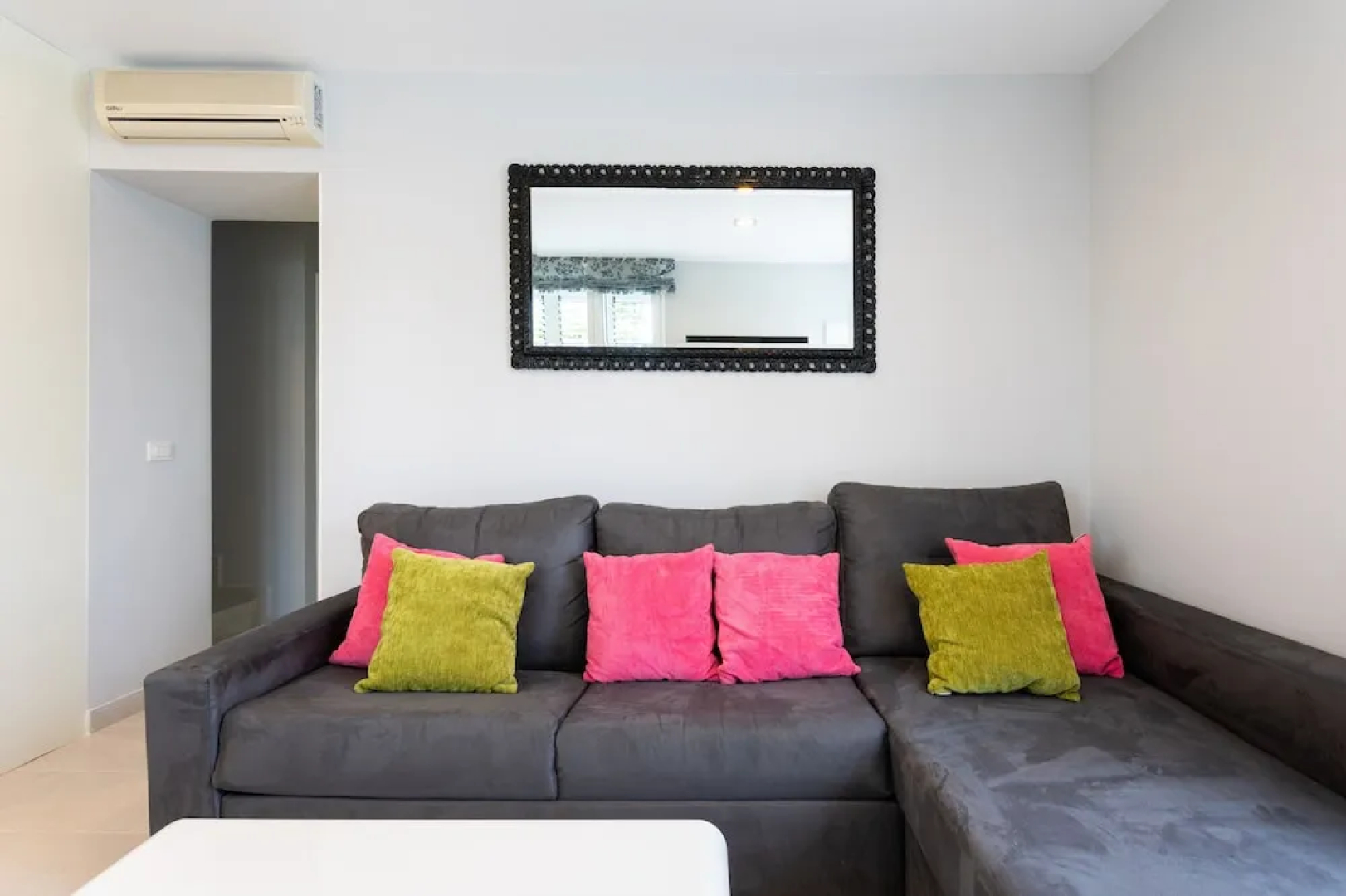 HomeLike Stunning Sea Front House El Poris
