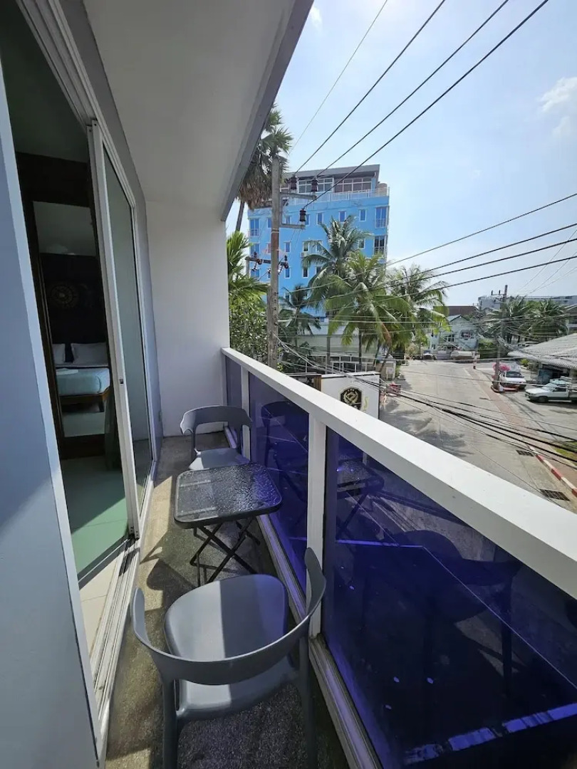 Отель La Xenia Kata Beach