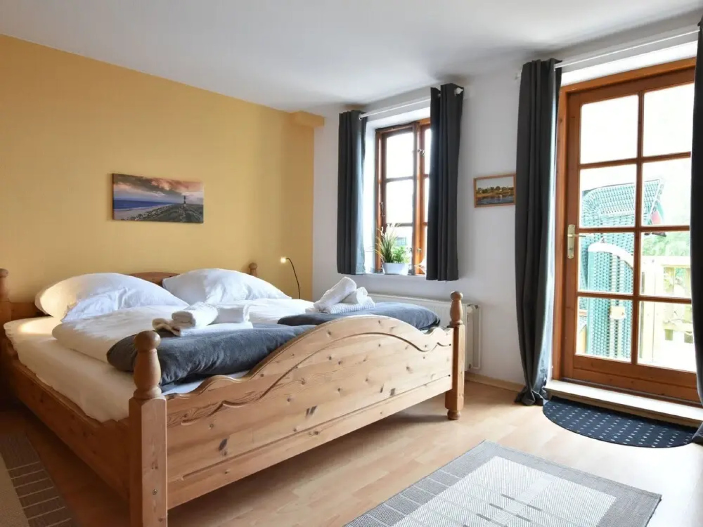 Ethereal Apartment in Stove With Garden