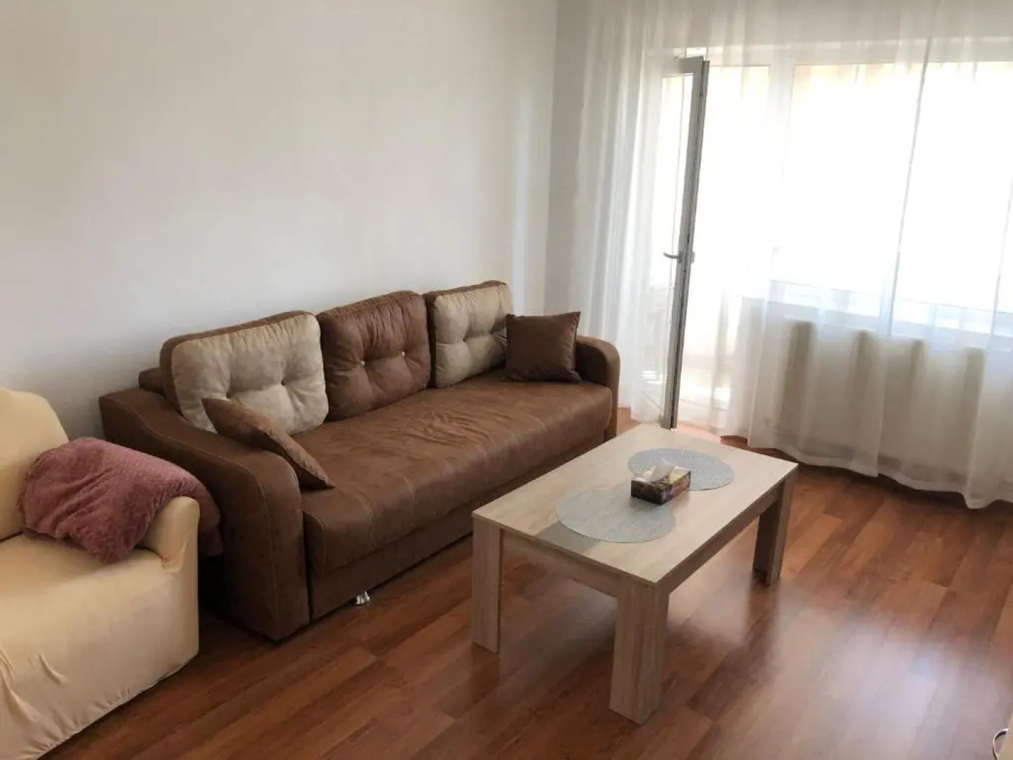 Apartament Târgoviște în regim hotelier cu 2 camere