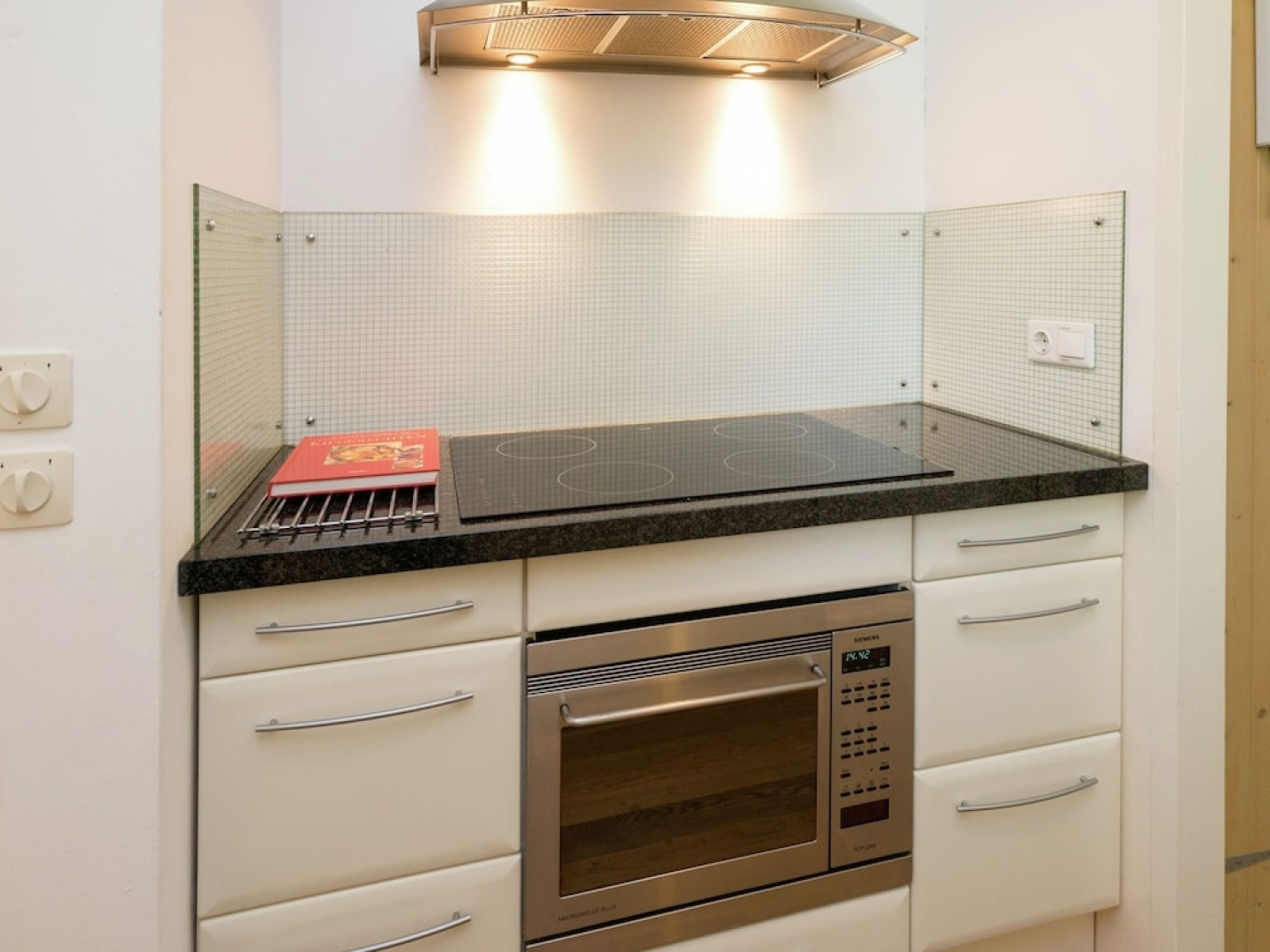 Spacious Bungalow in Julianadorp aan Zee near Bulb Fields