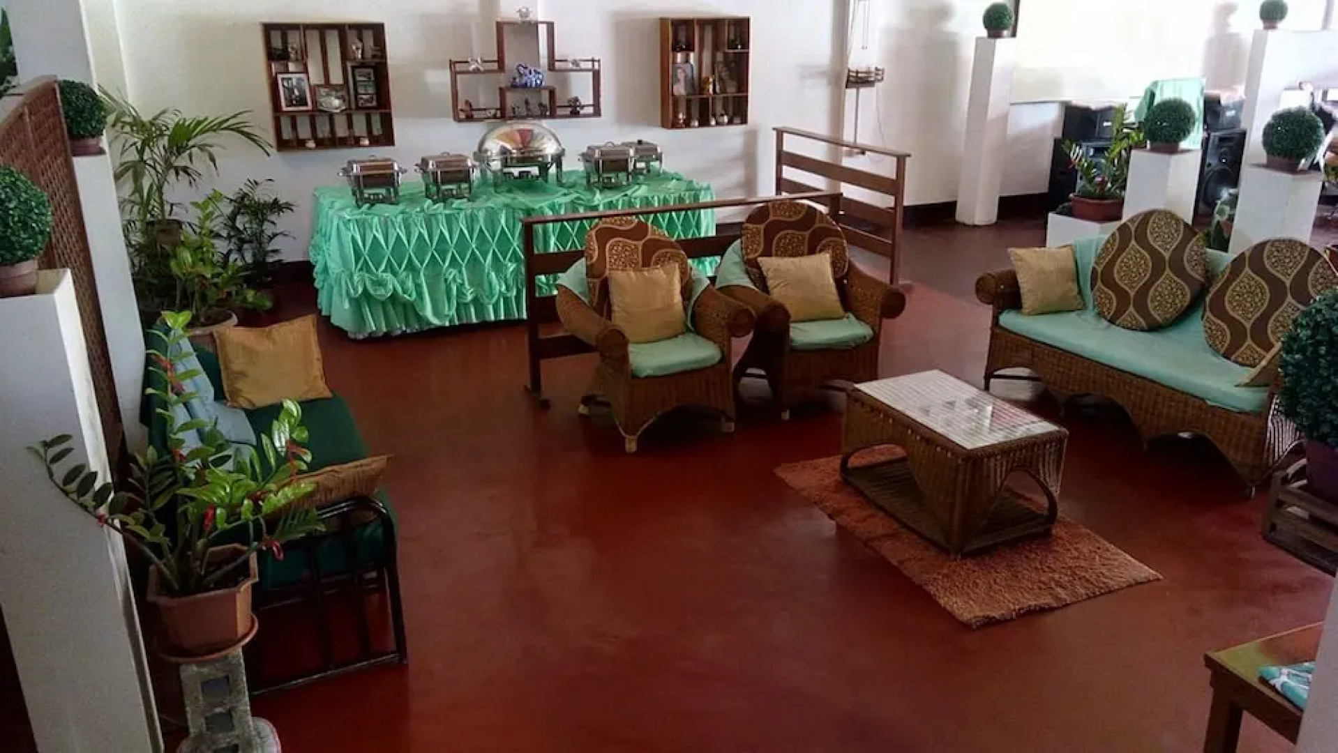 Peria Seafront Pensione