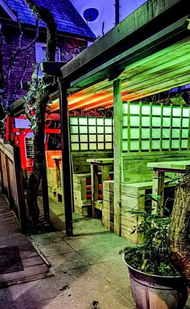 Ox Hotel Bar & Grill