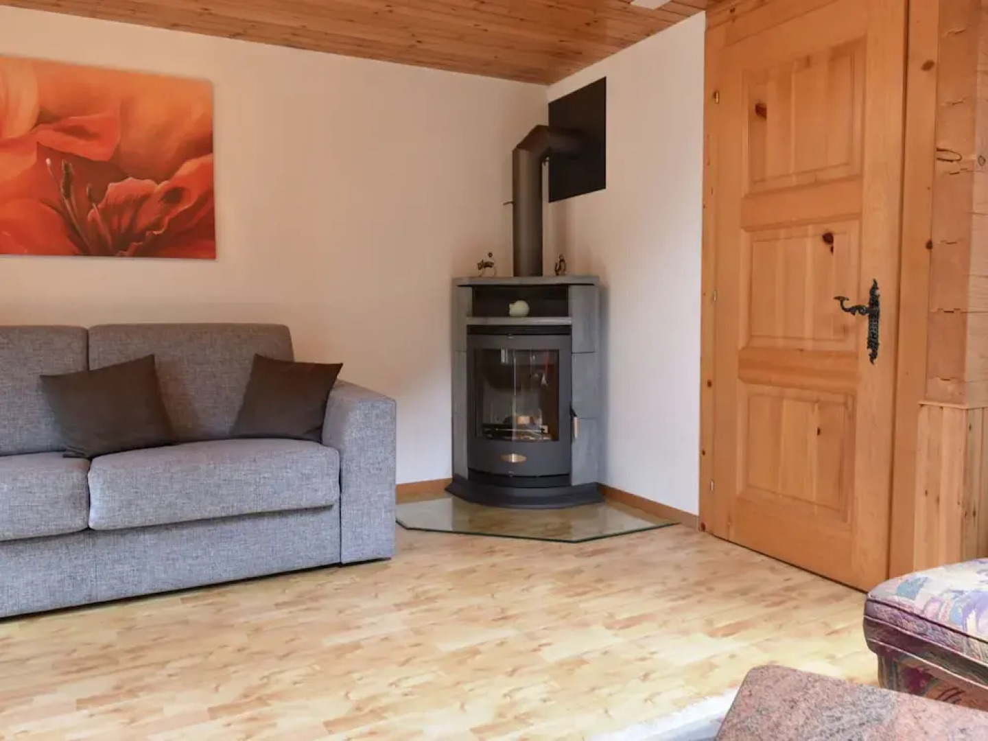 Fantastic, Peacefully Located Apartment 1500 Metres Above St. Niklaus